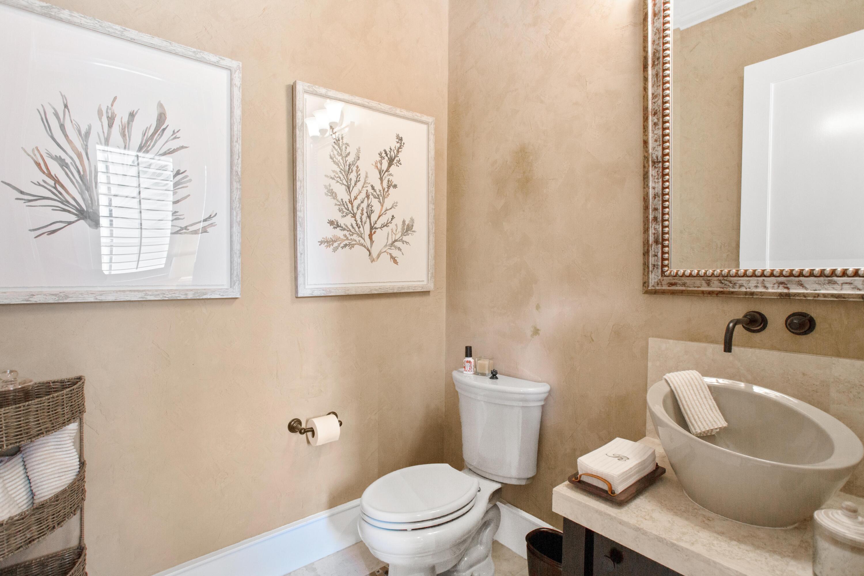 BURNT PINE - Residential