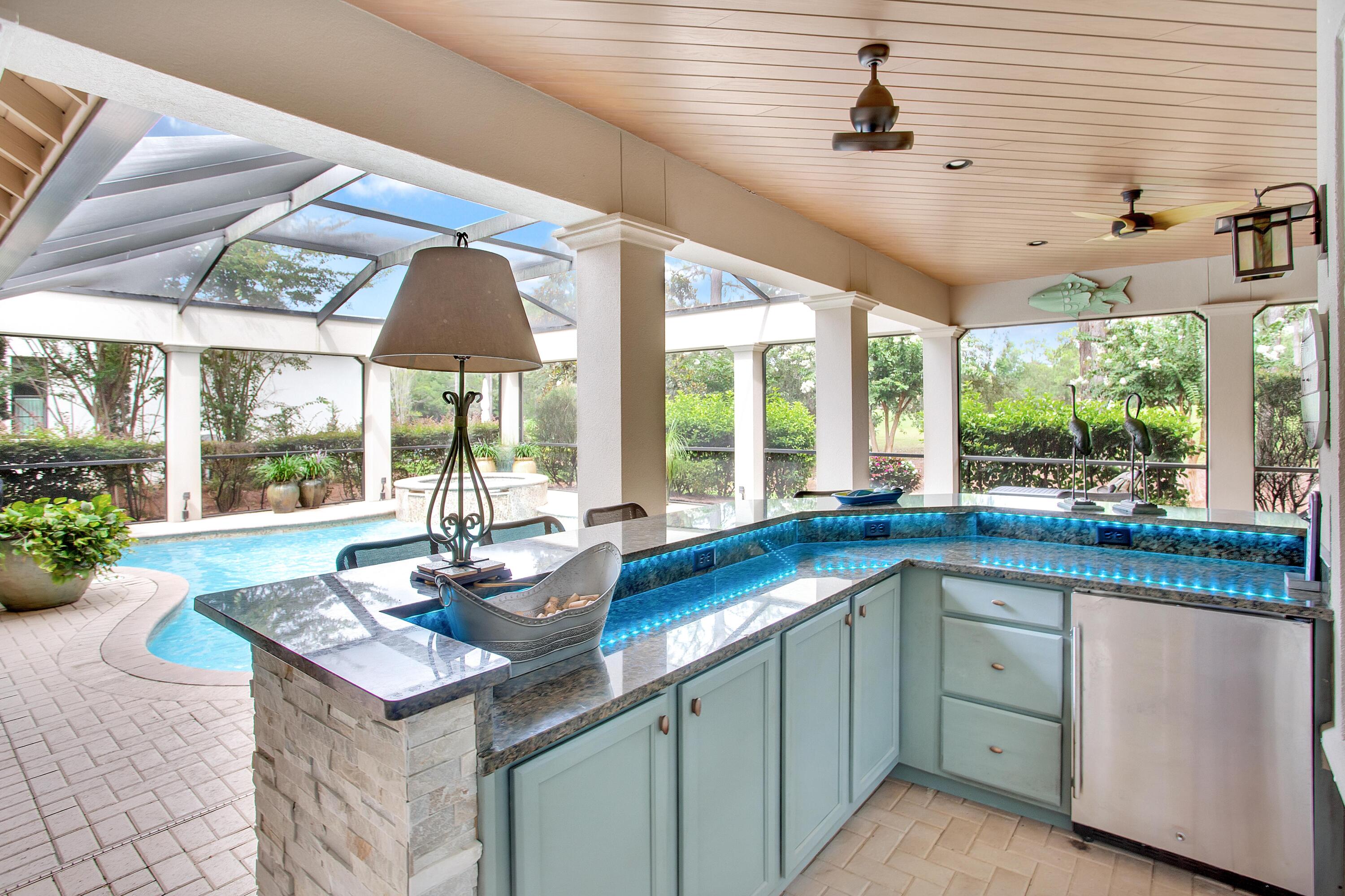 BURNT PINE - Residential