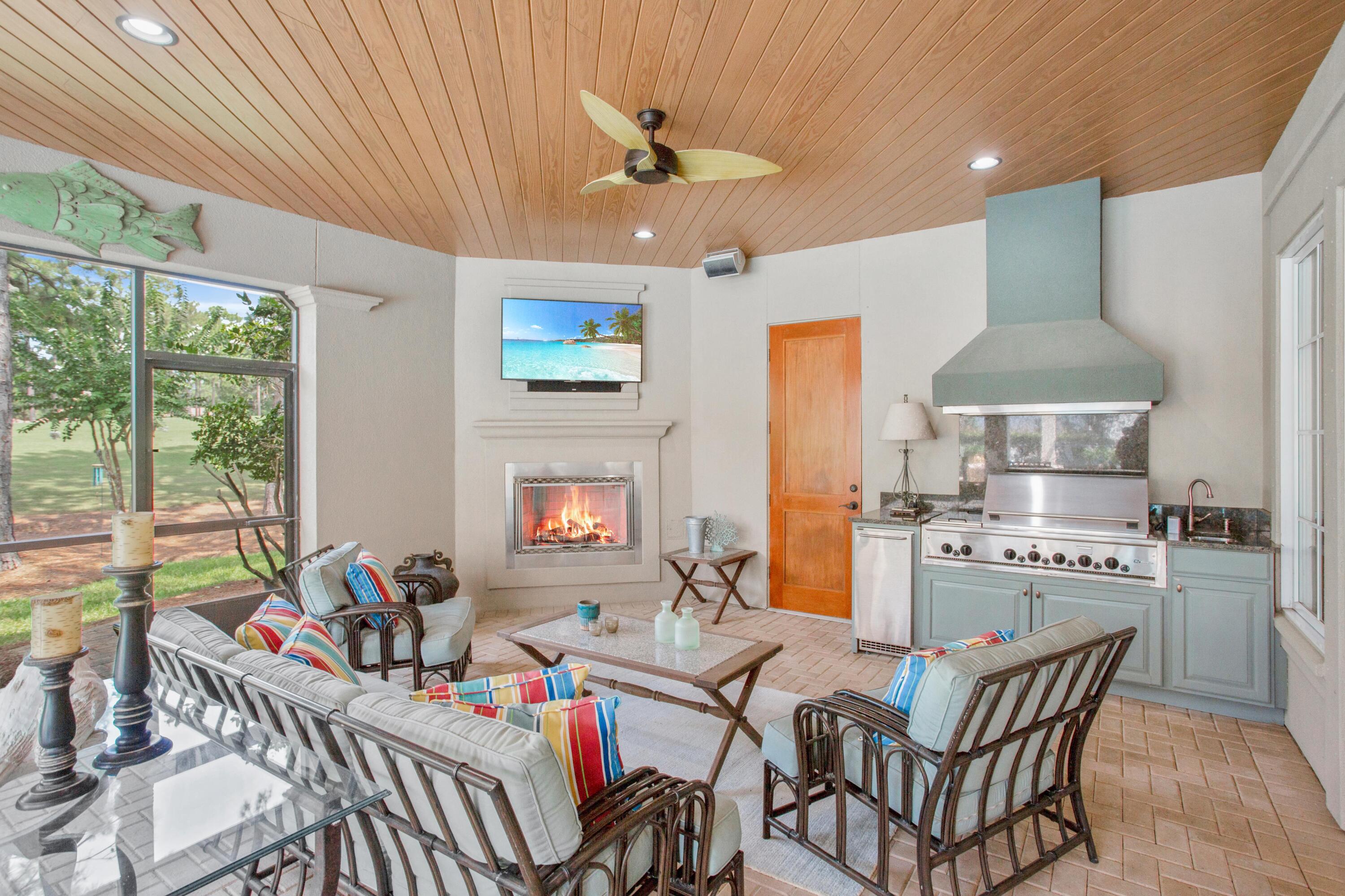 BURNT PINE - Residential