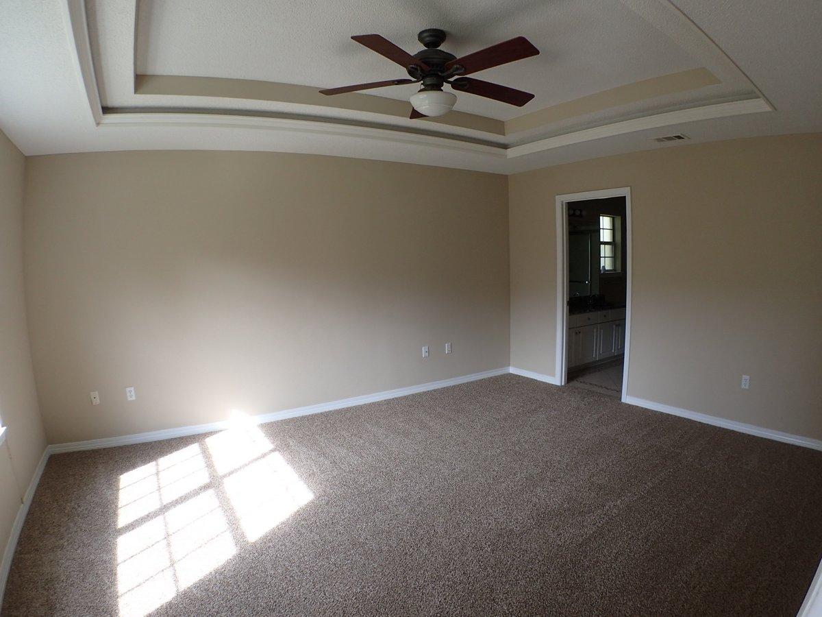 COUNTRY CLUB ESTATES - Residential