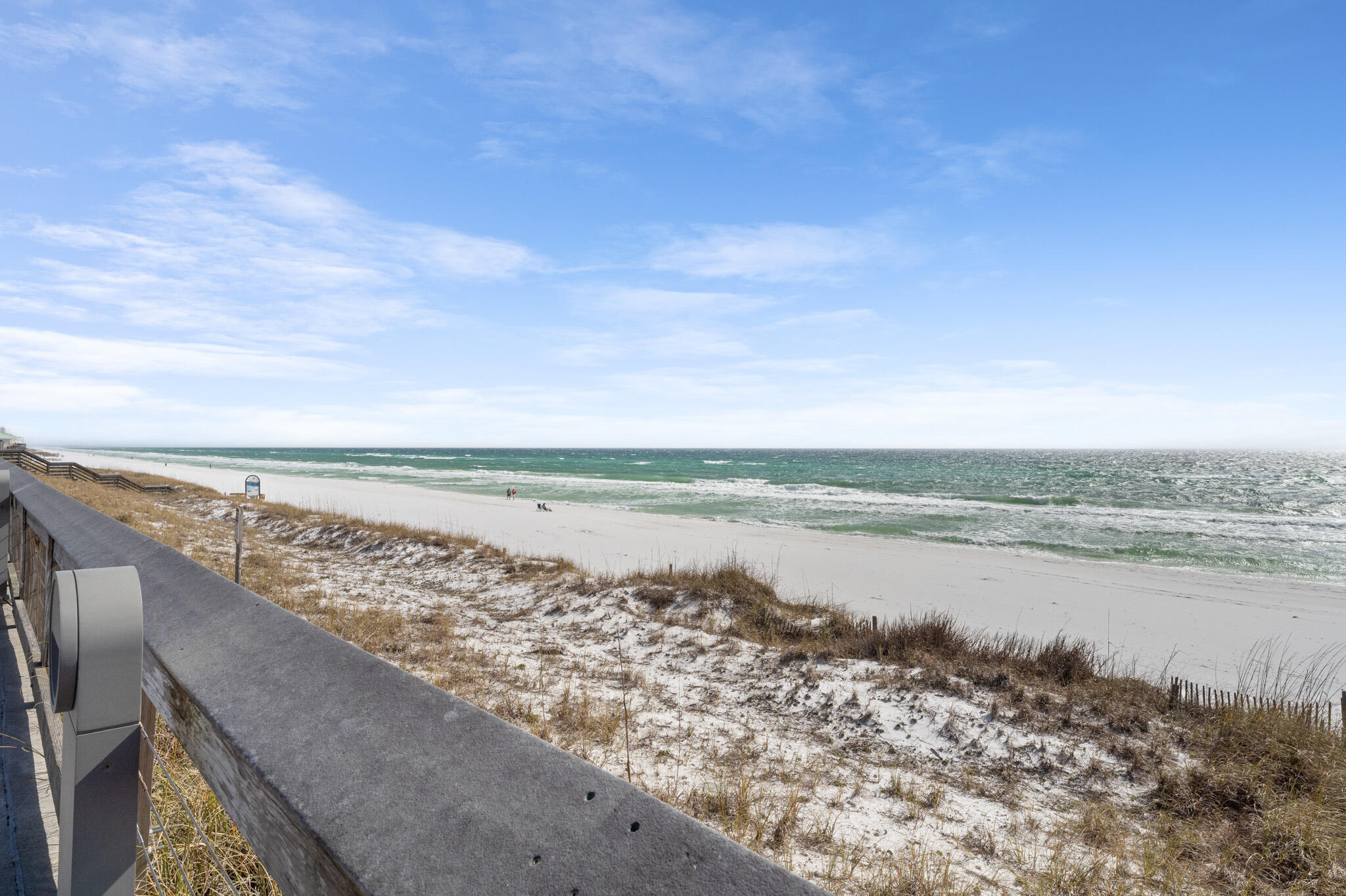 SUMMER BREEZE CONDO - Residential