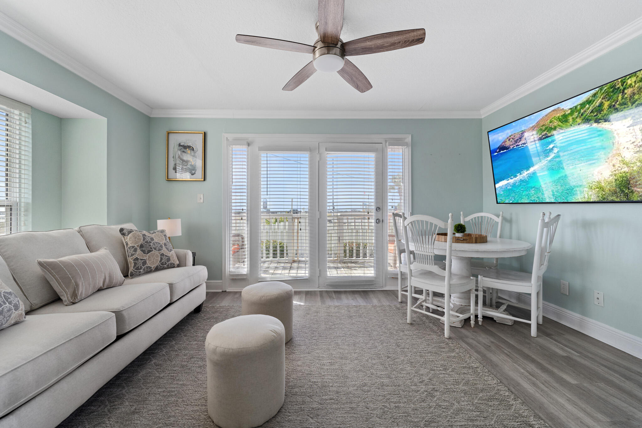 SUMMER BREEZE CONDO - Residential