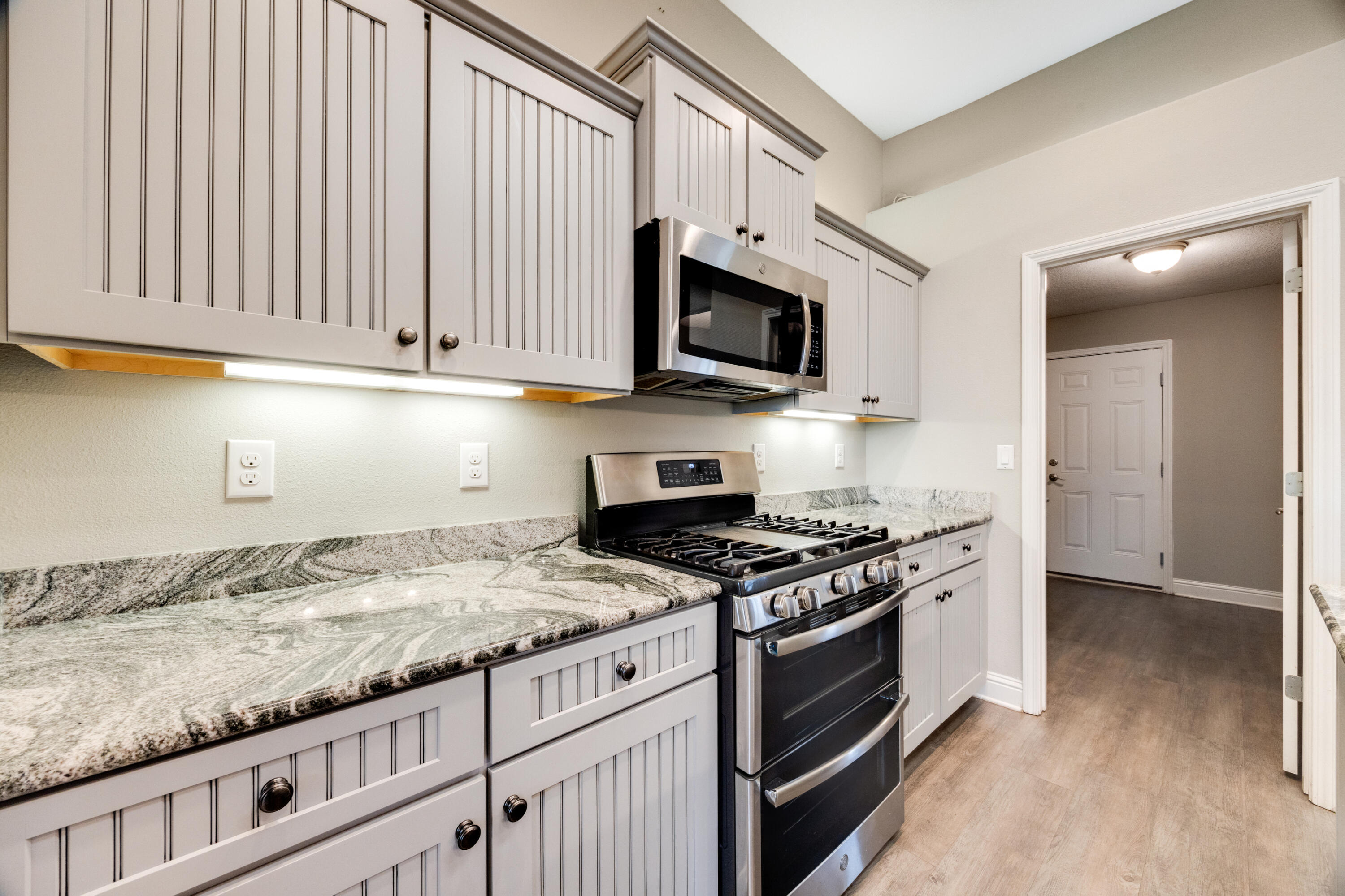 BROOKE ESTATES PH III - Residential