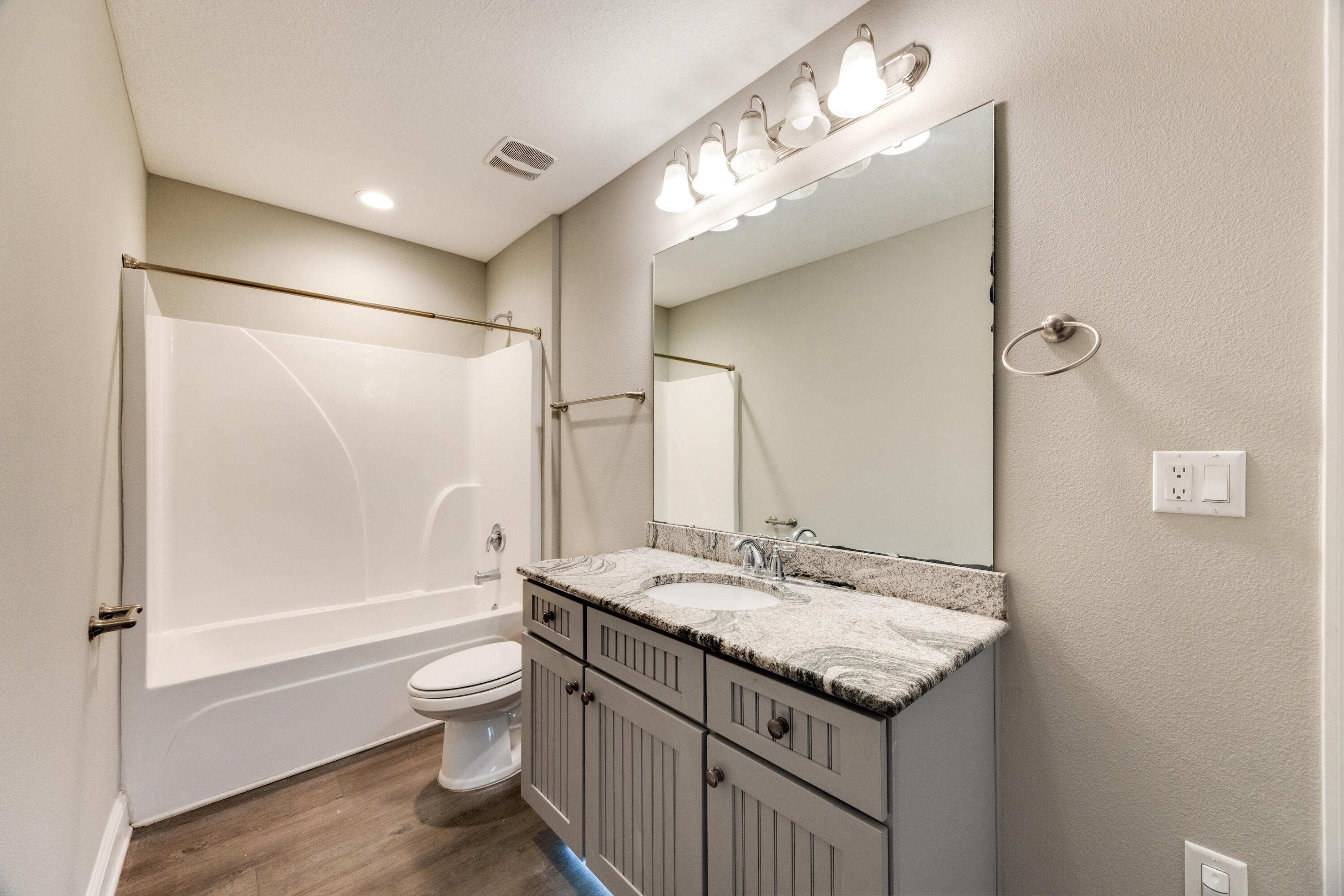 BROOKE ESTATES PH III - Residential