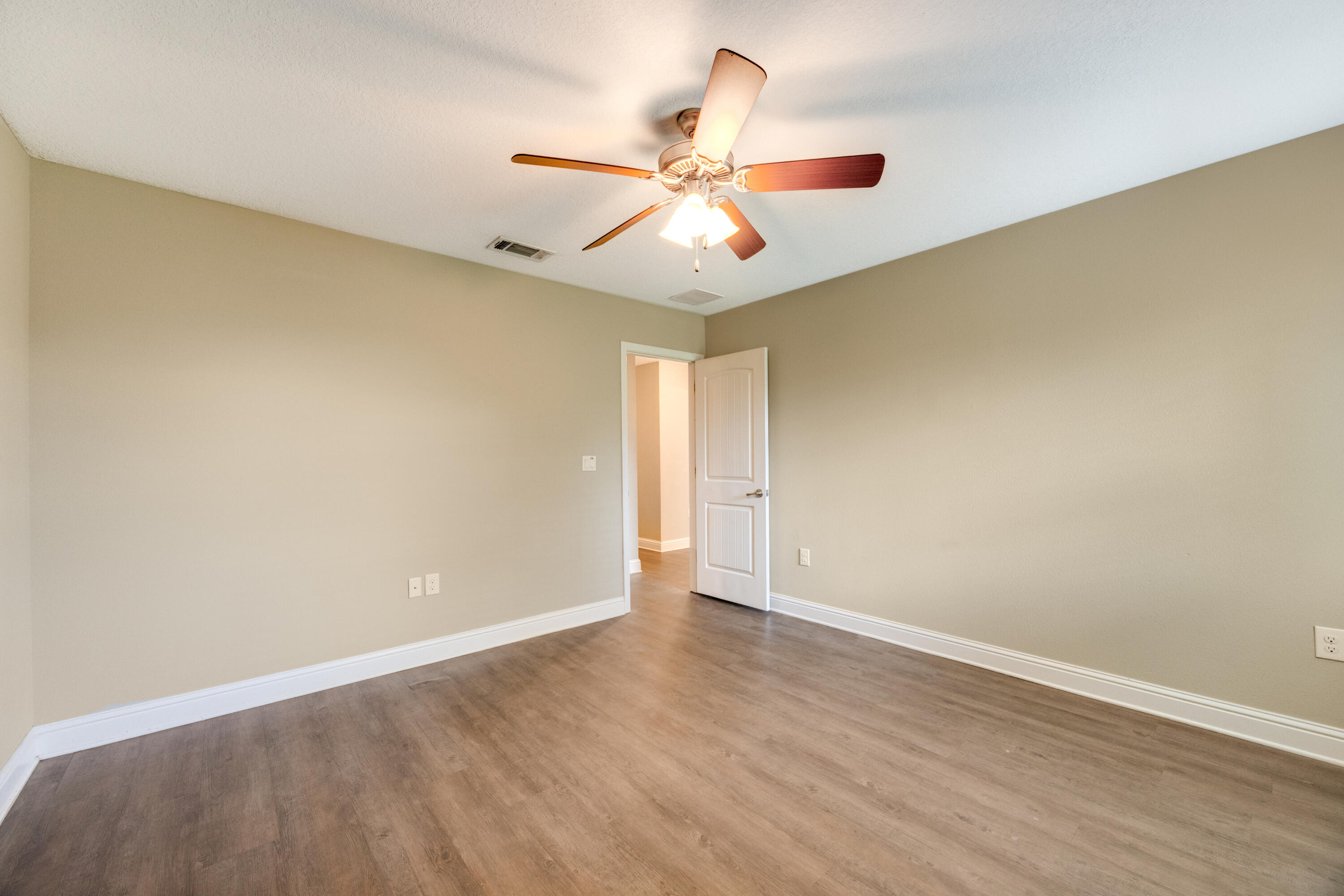 BROOKE ESTATES PH III - Residential