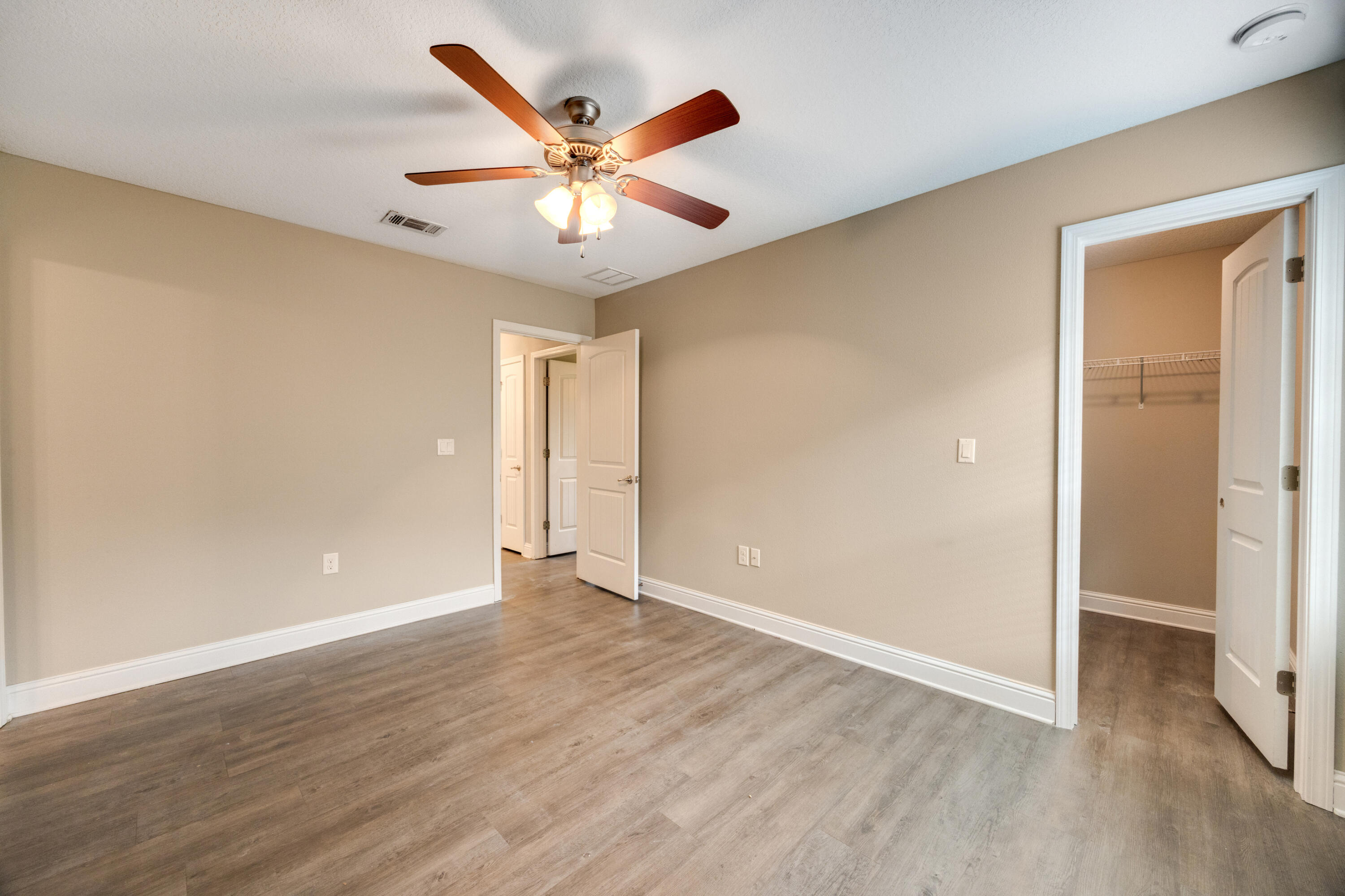 BROOKE ESTATES PH III - Residential