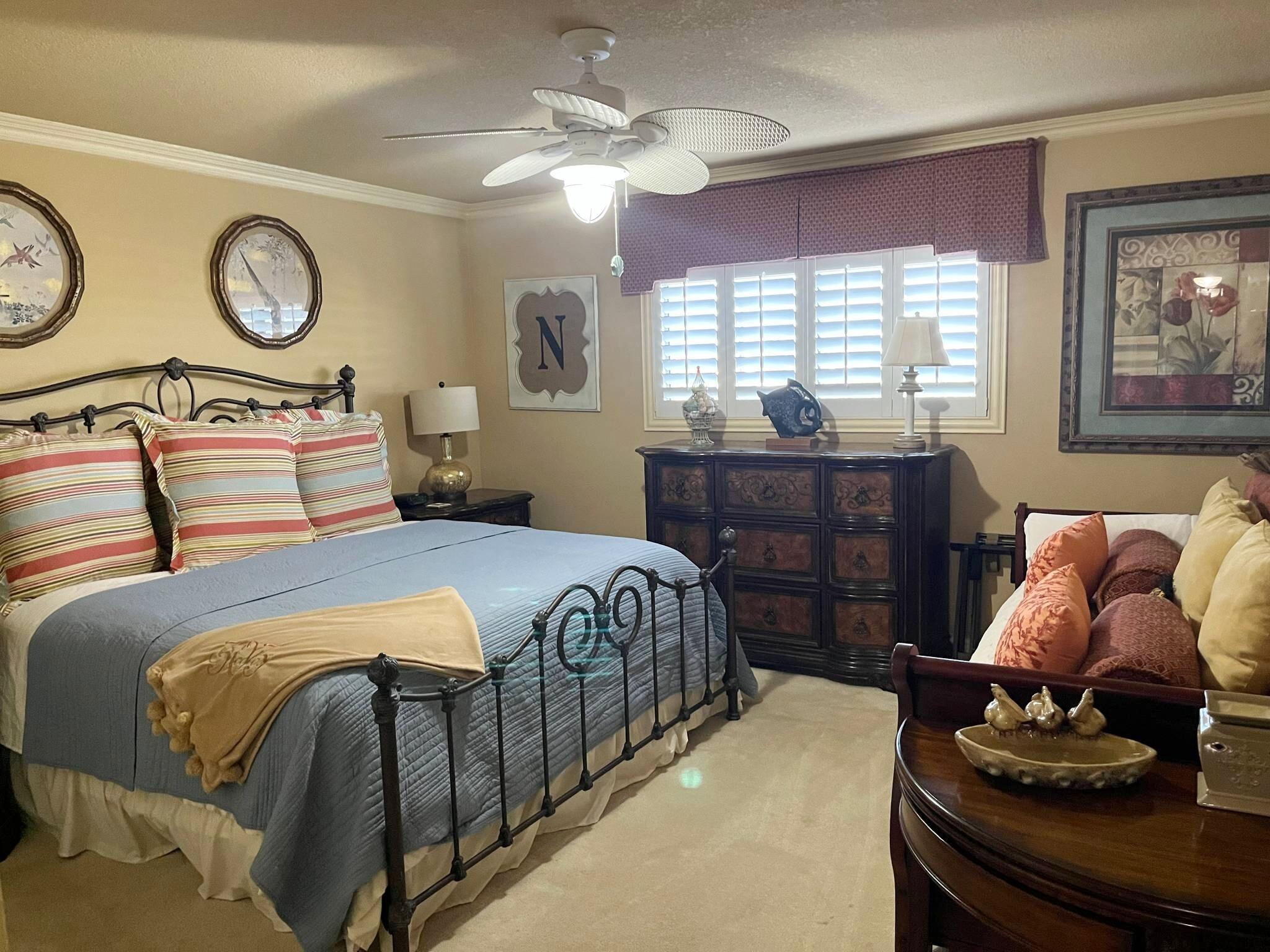 BREAKERS EAST CONDO - Residential