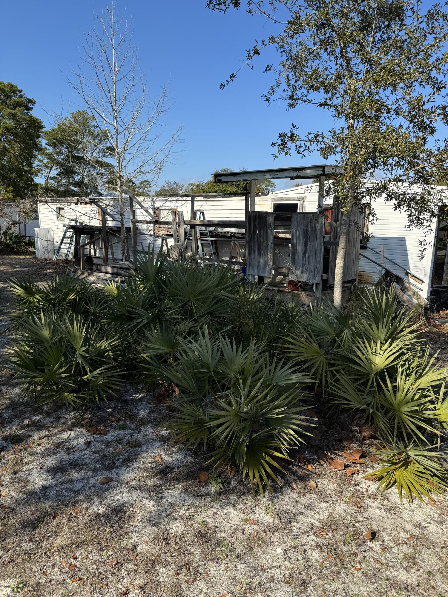 NO RECORDED SUBDIVISION - Residential