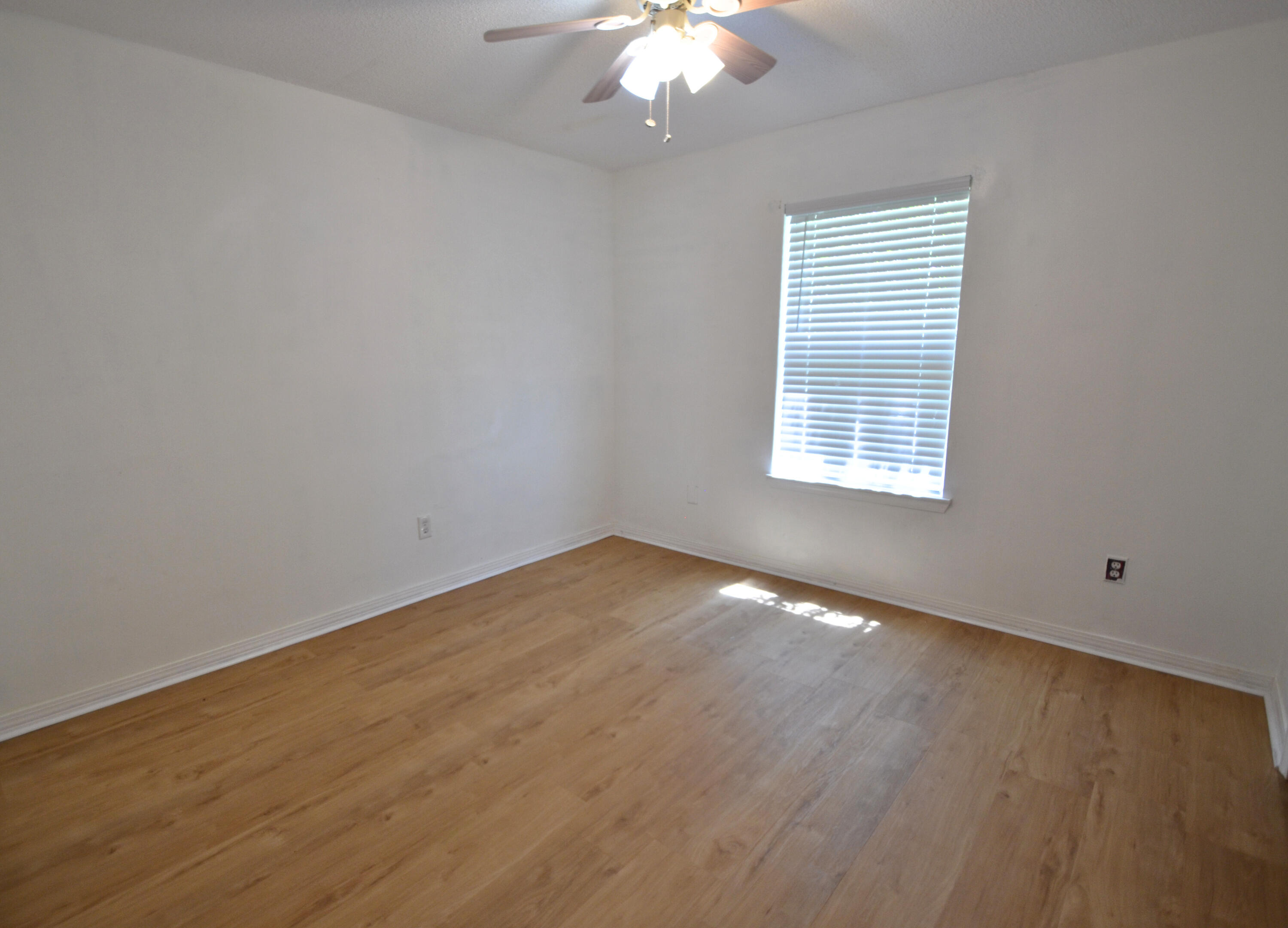 BURTON RIDGE - Residential Lease