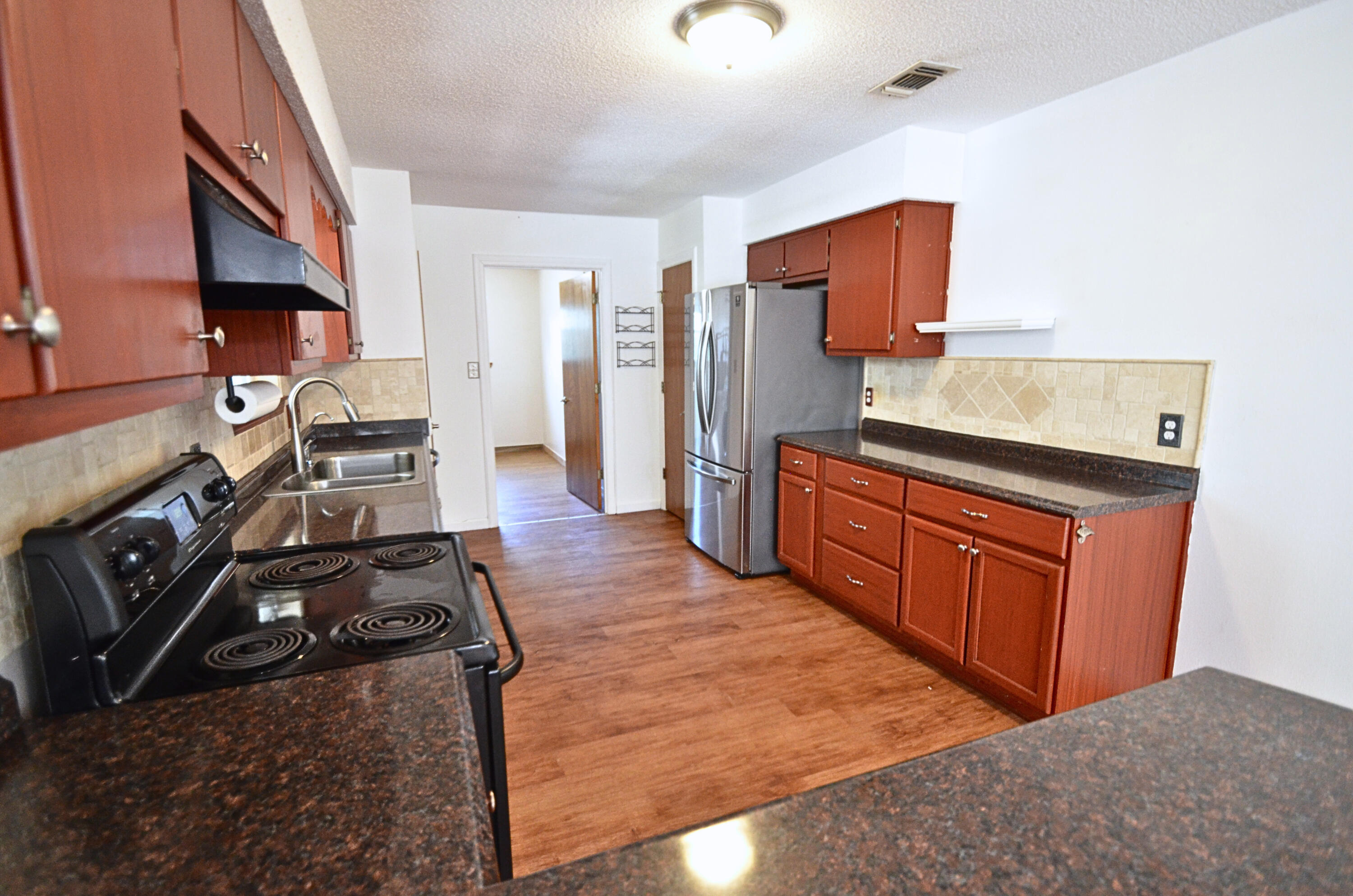 BURTON RIDGE - Residential Lease