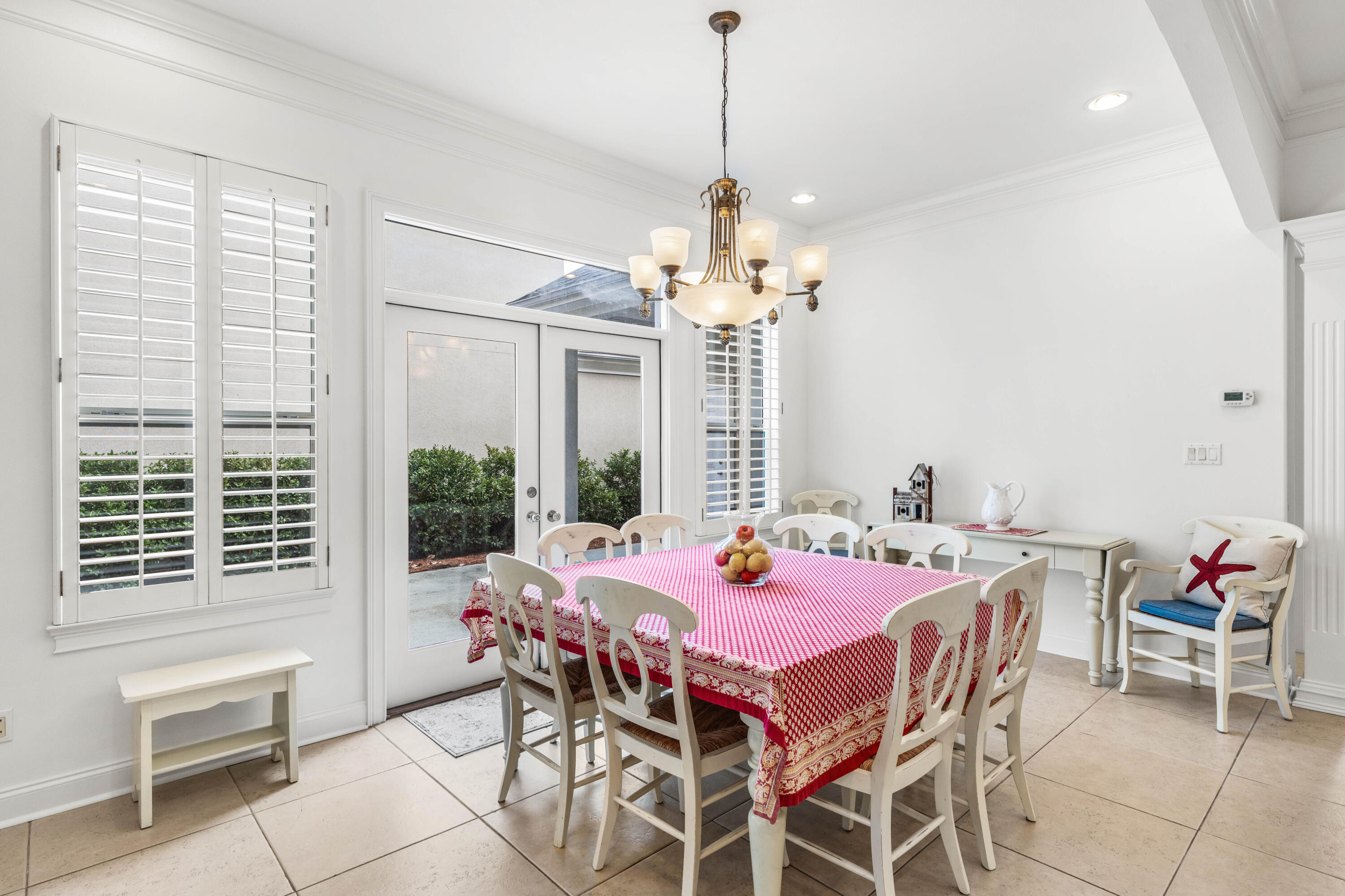 FAIRWAY VILLAS - Residential