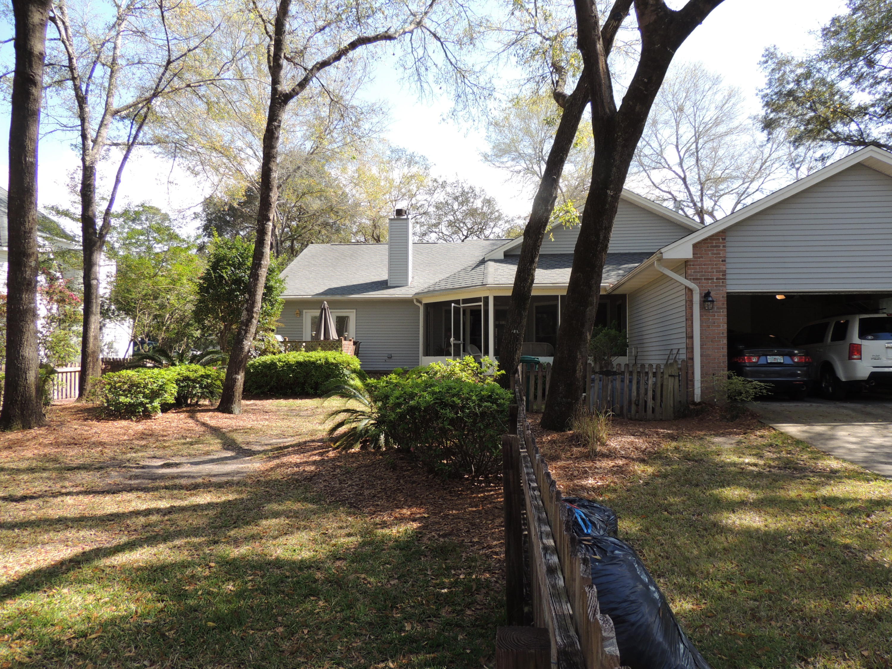 VILLAGE OF BOLTON AT BLUEWATER BAY - Residential