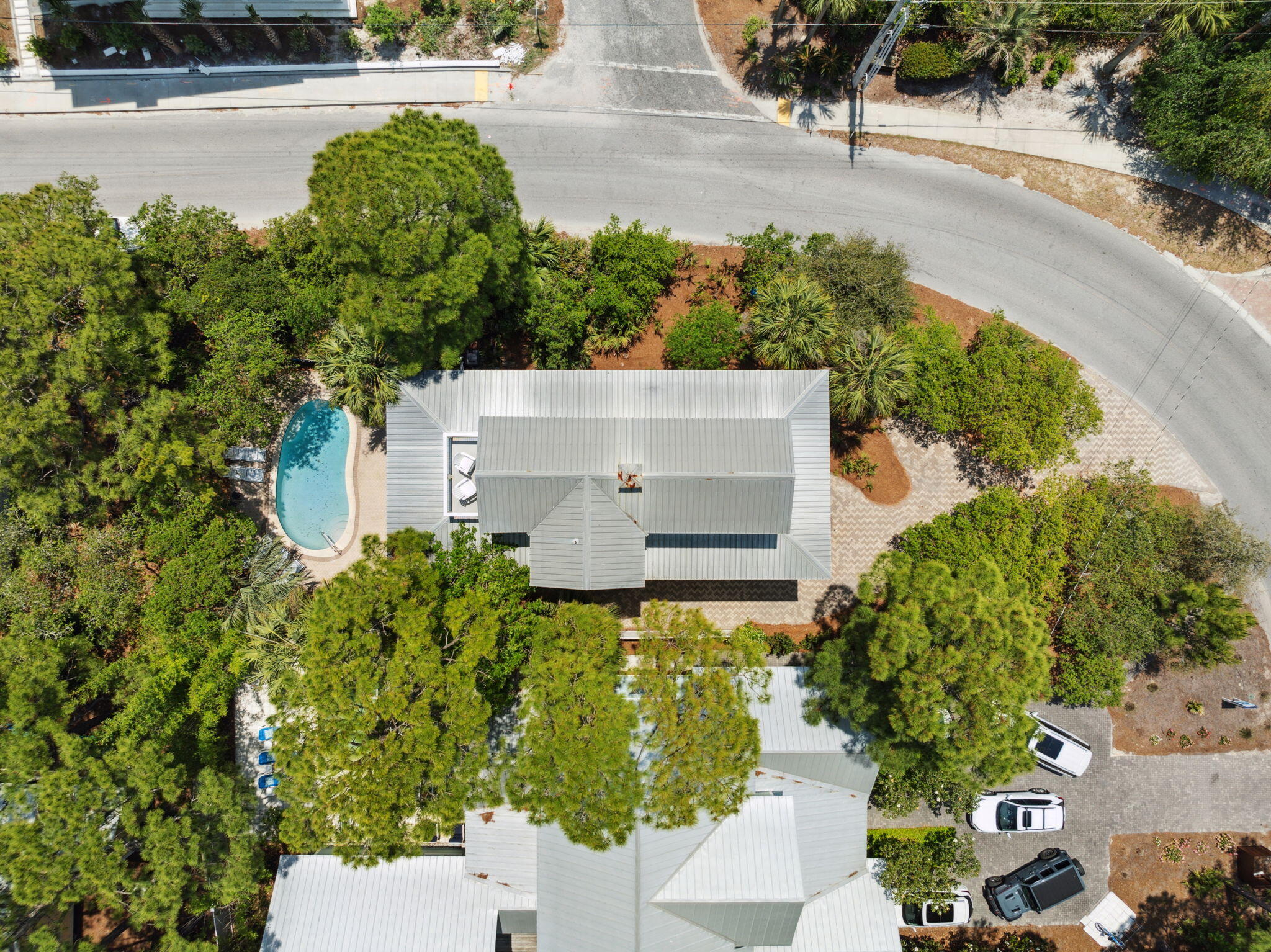 LAKEWOOD ESTATES - Residential