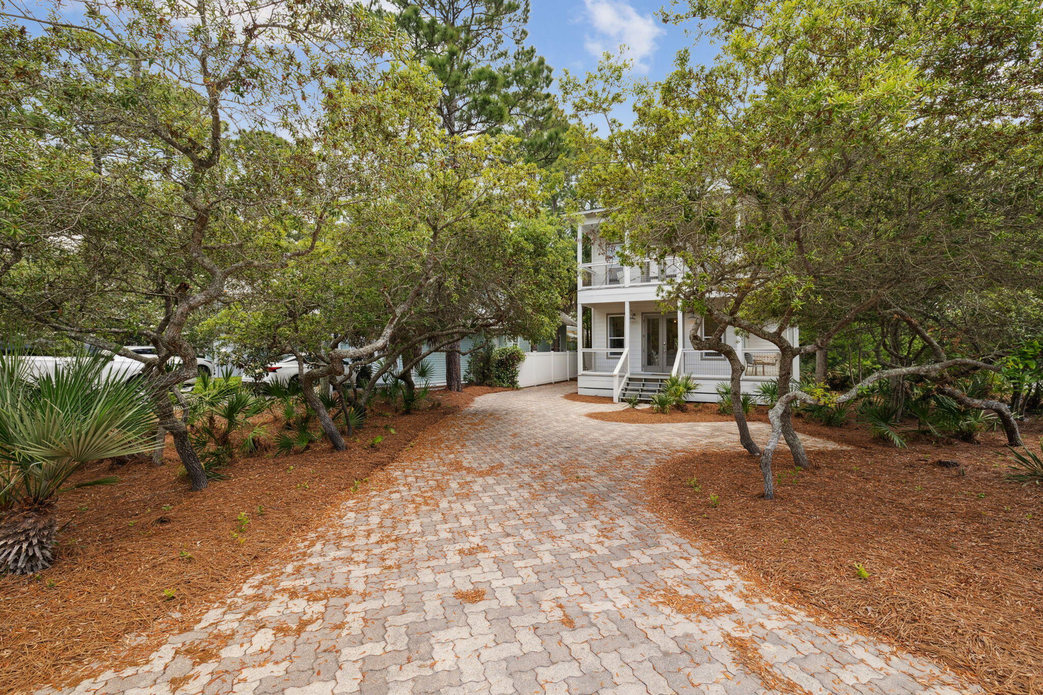 LAKEWOOD ESTATES - Residential
