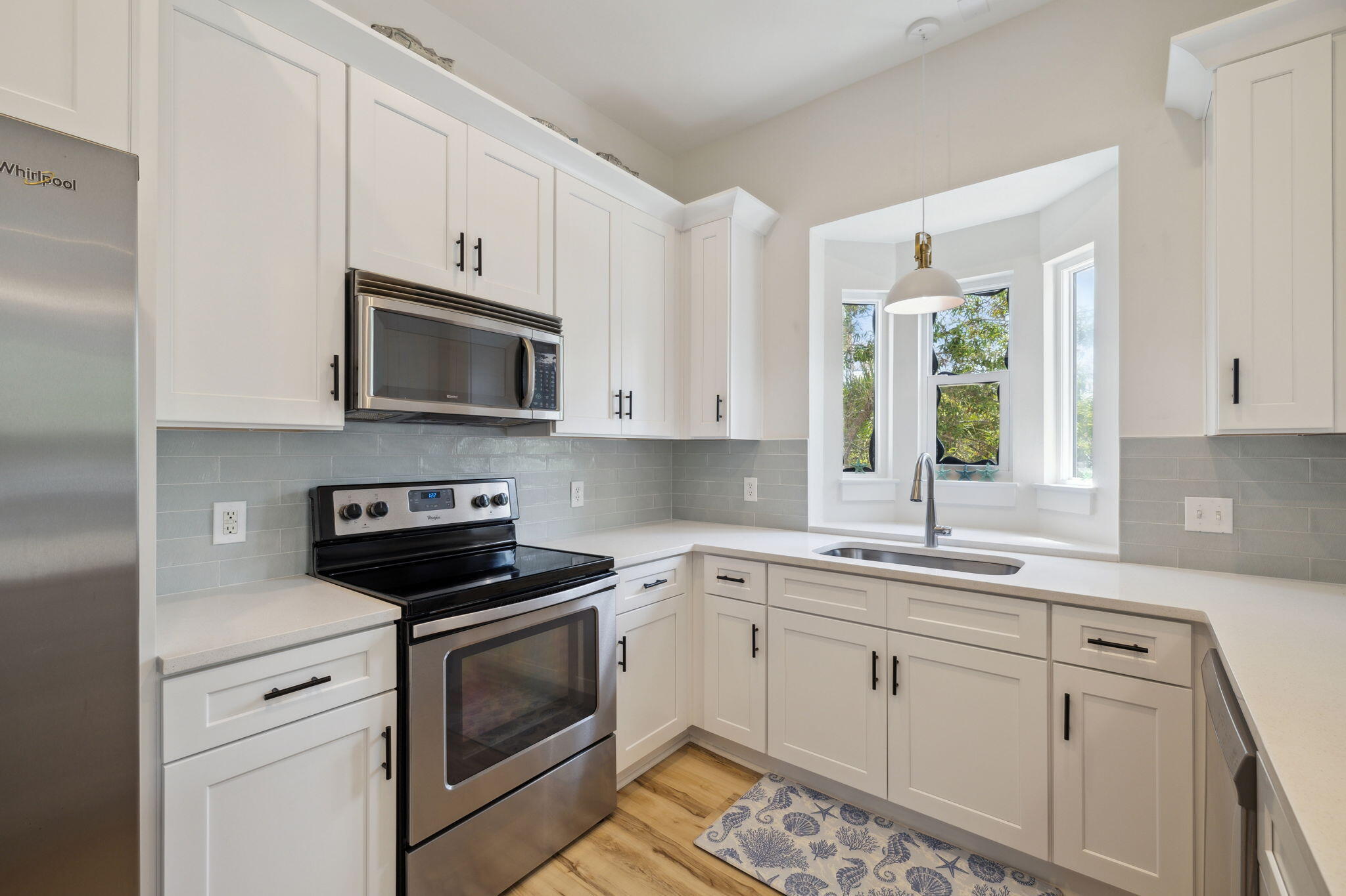 LAKEWOOD ESTATES - Residential