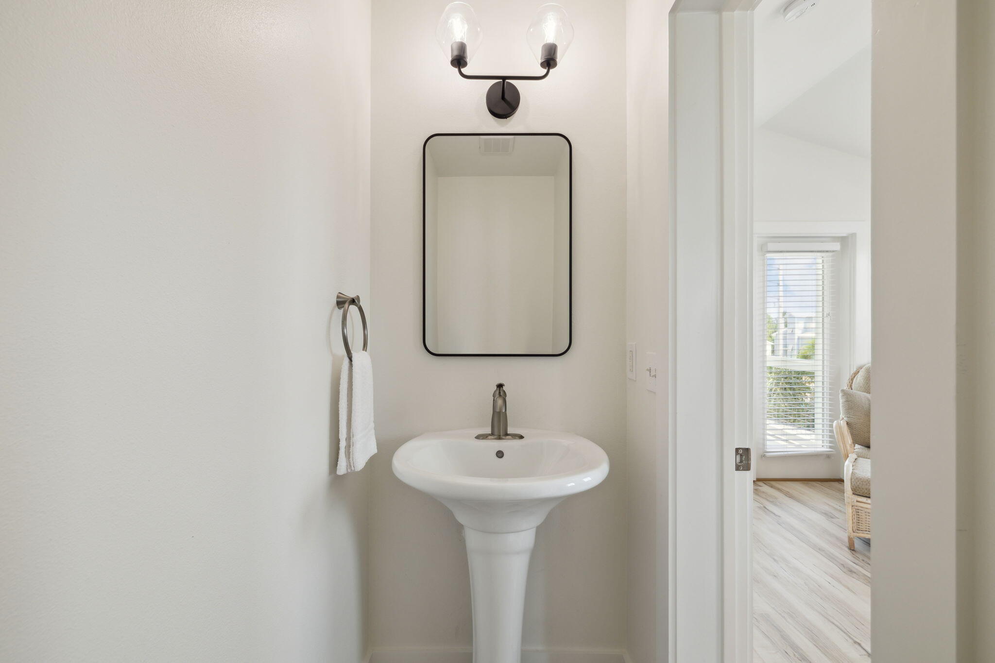 LAKEWOOD ESTATES - Residential