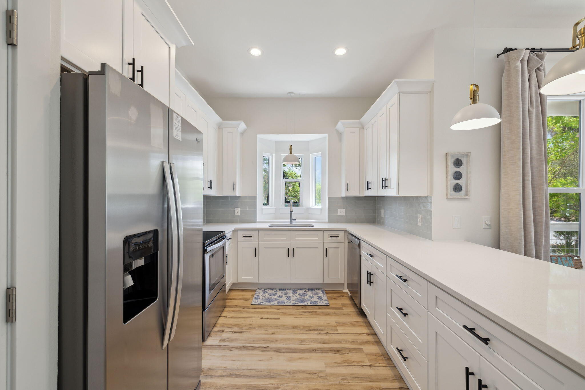 LAKEWOOD ESTATES - Residential