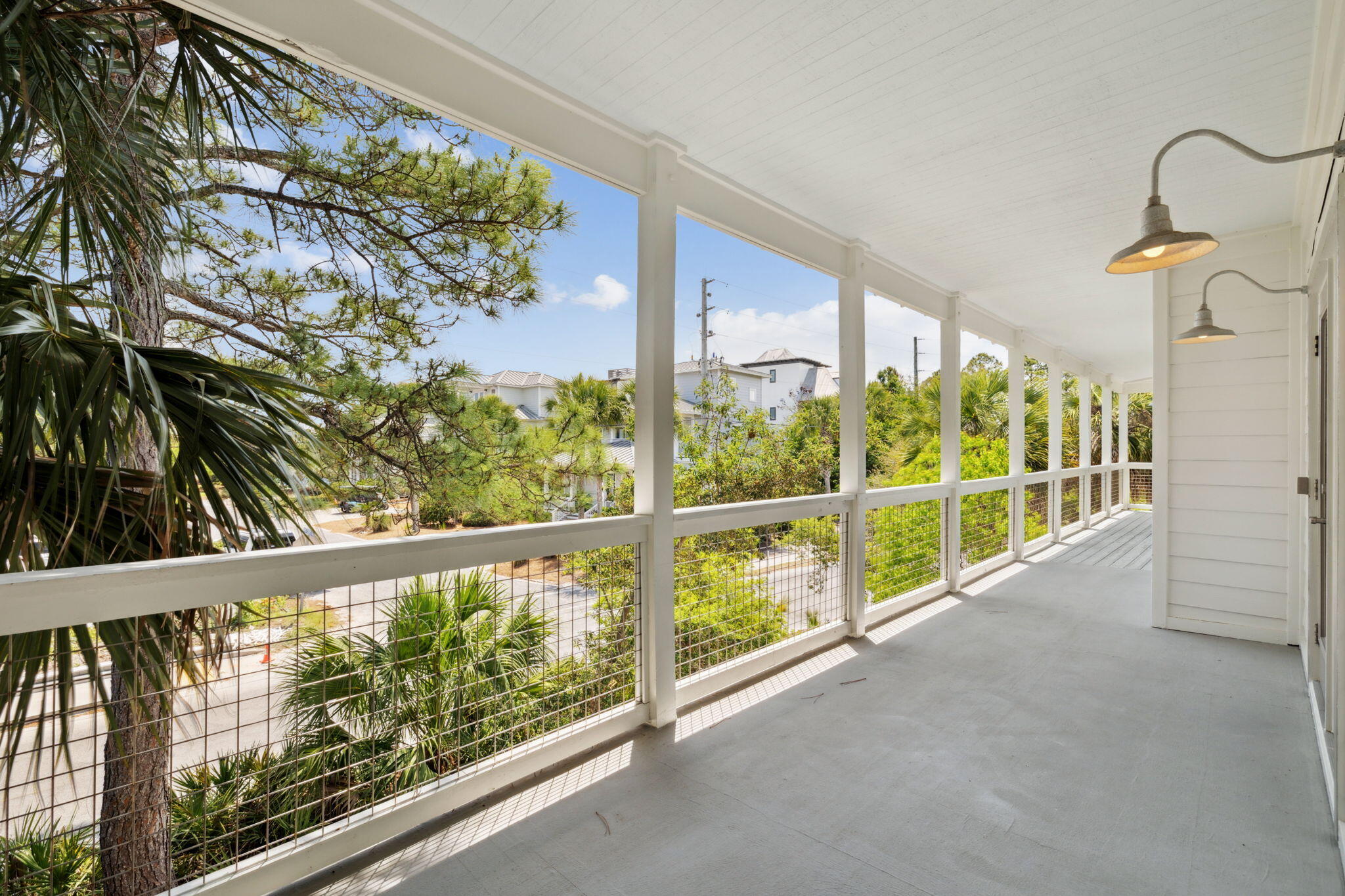 LAKEWOOD ESTATES - Residential