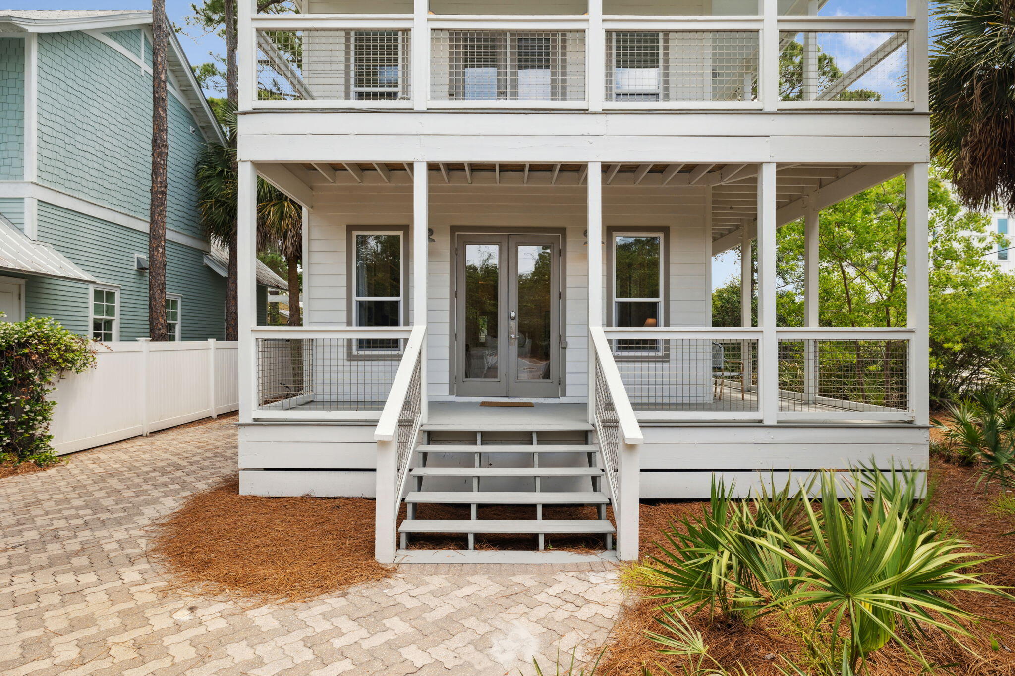 LAKEWOOD ESTATES - Residential