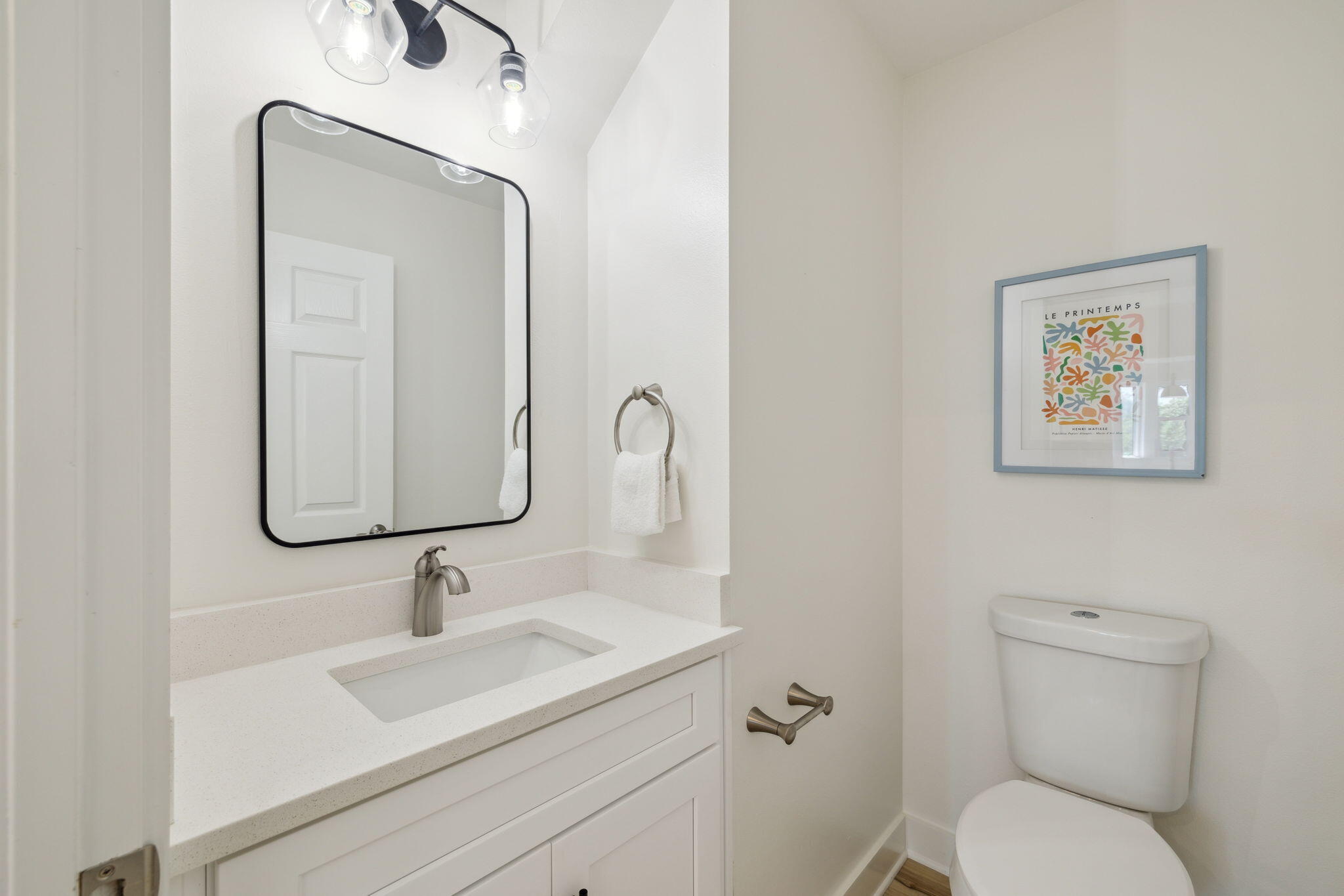 LAKEWOOD ESTATES - Residential