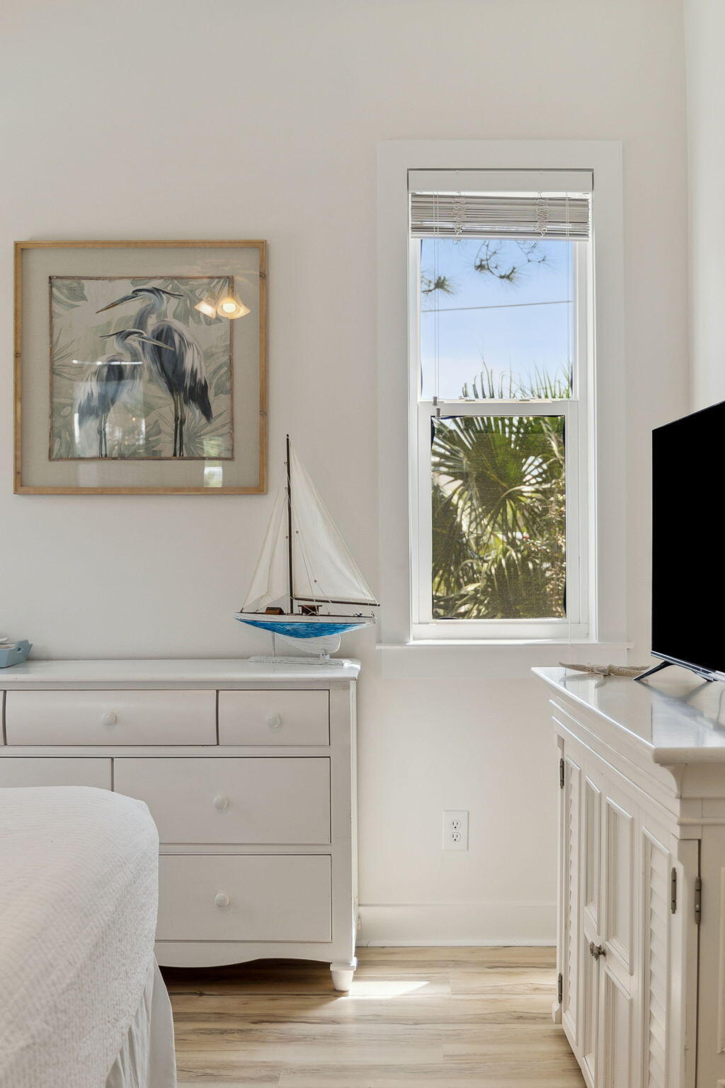 LAKEWOOD ESTATES - Residential