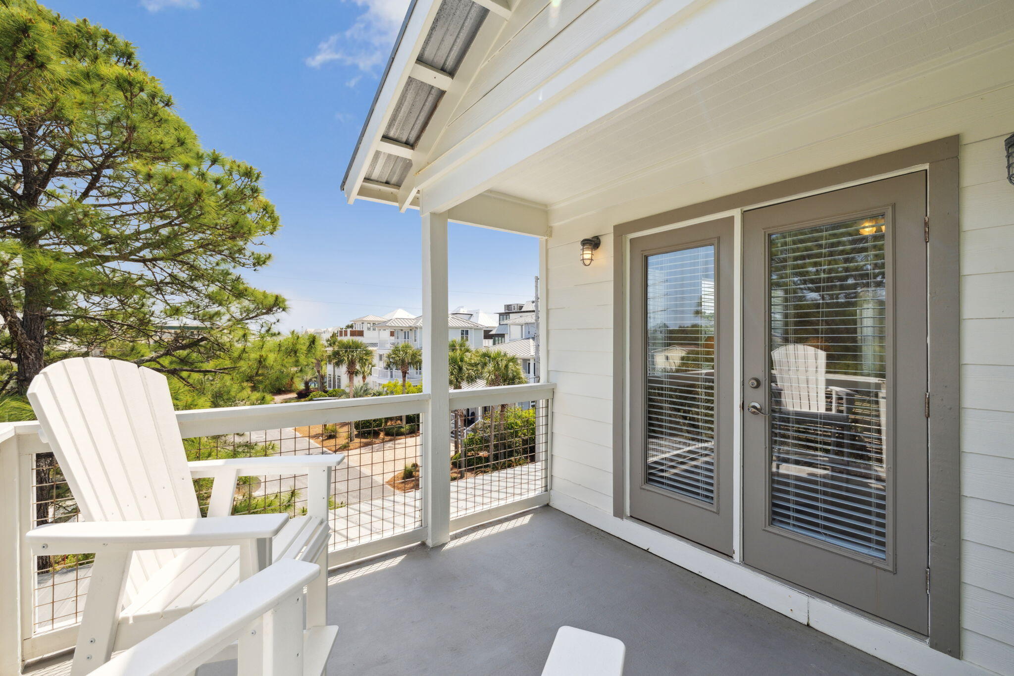 LAKEWOOD ESTATES - Residential