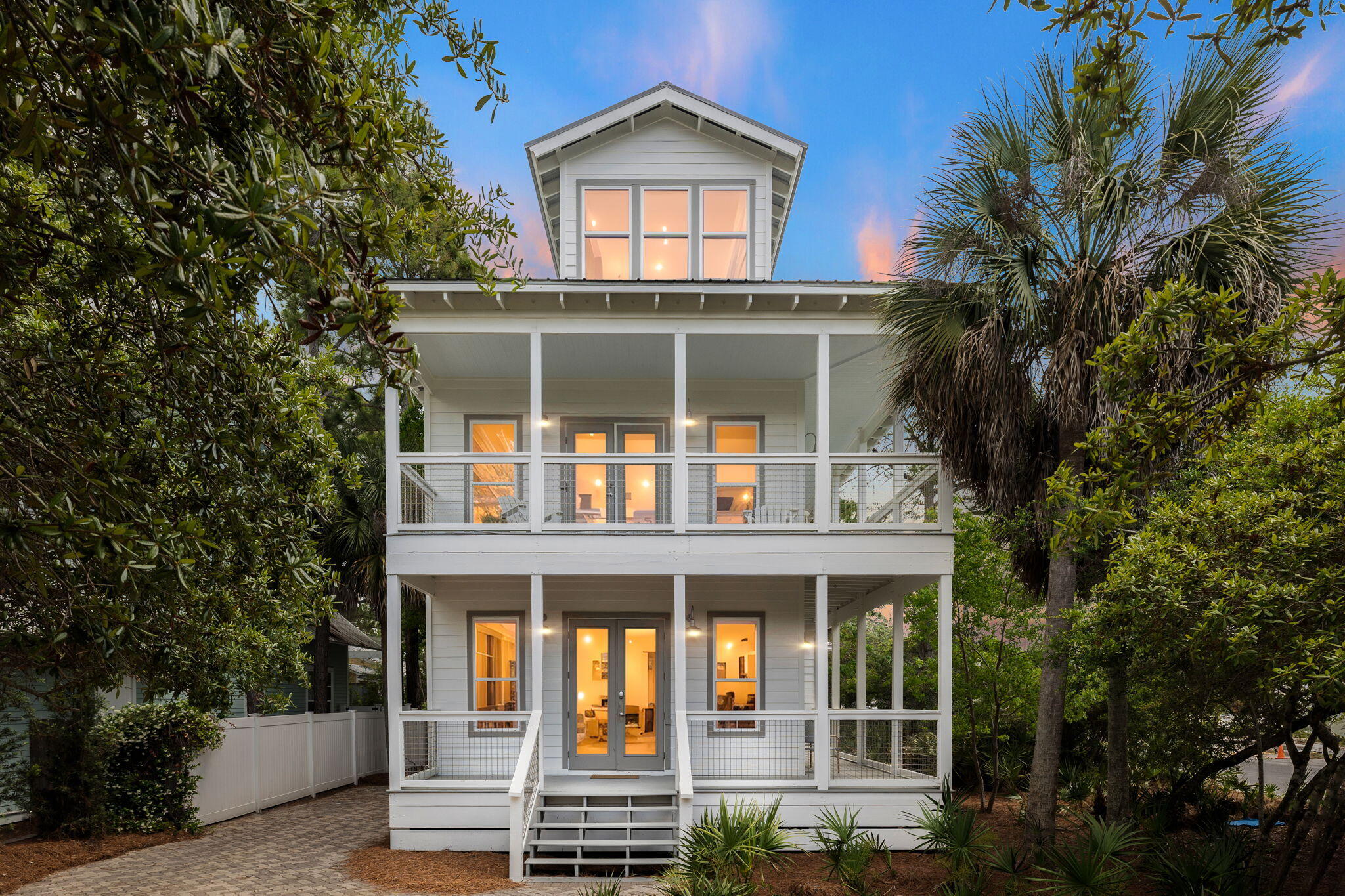 LAKEWOOD ESTATES - Residential