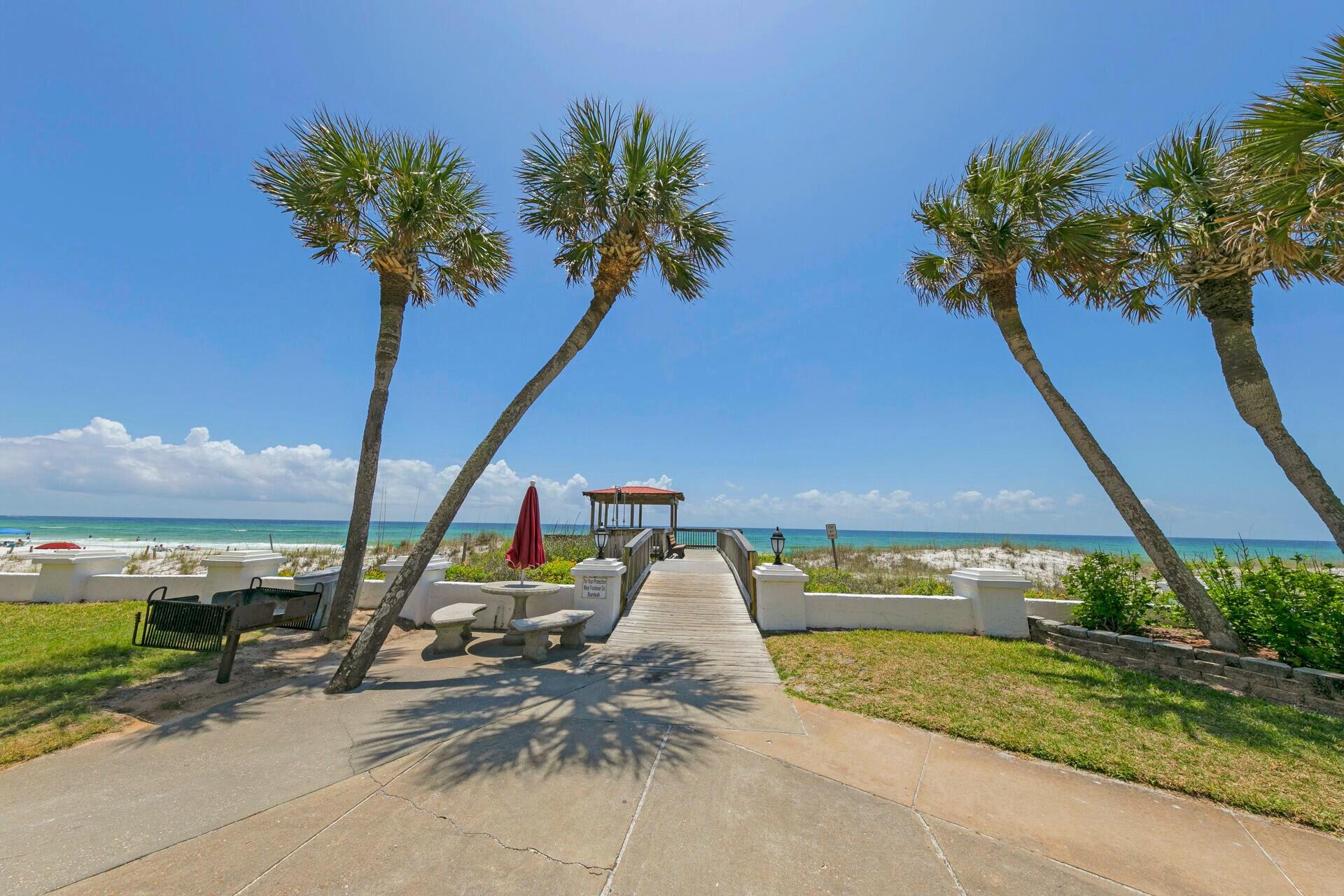 EL MATADOR CONDO - Residential