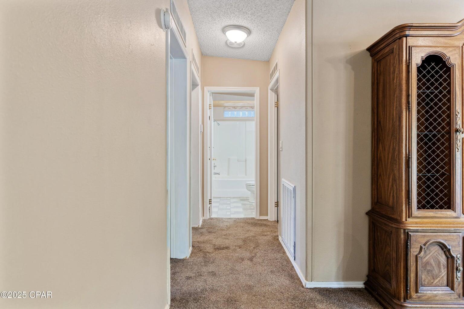 LAKEVIEW ESTATES - Residential