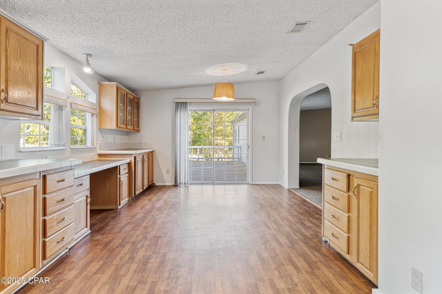 LAKEVIEW ESTATES - Residential