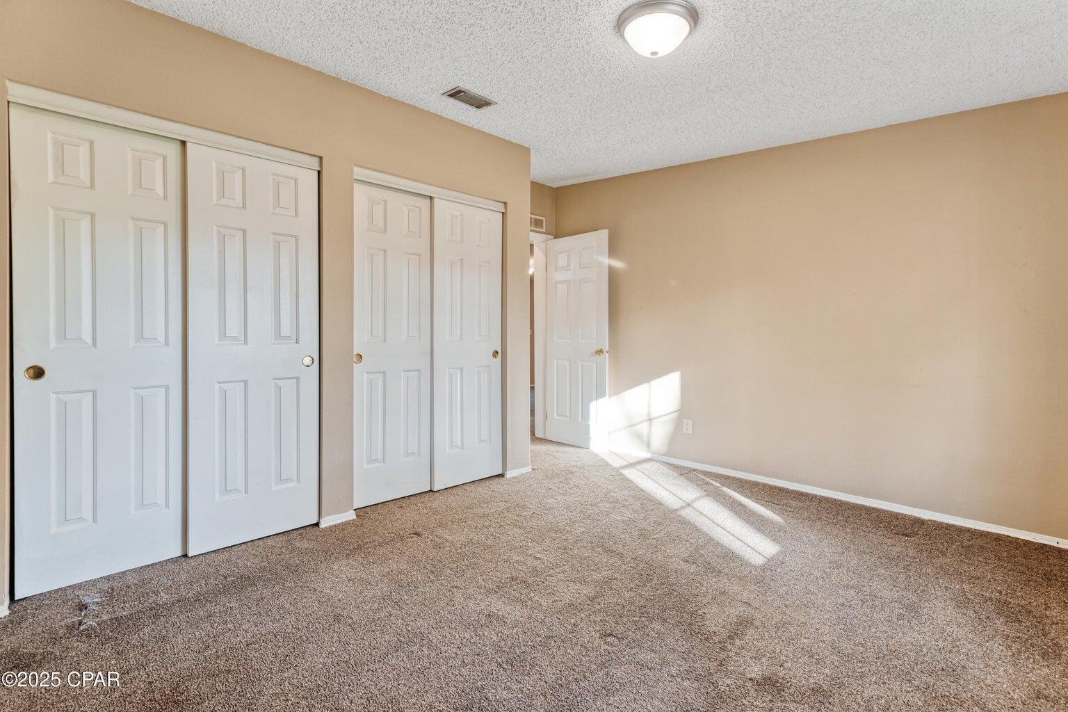 LAKEVIEW ESTATES - Residential