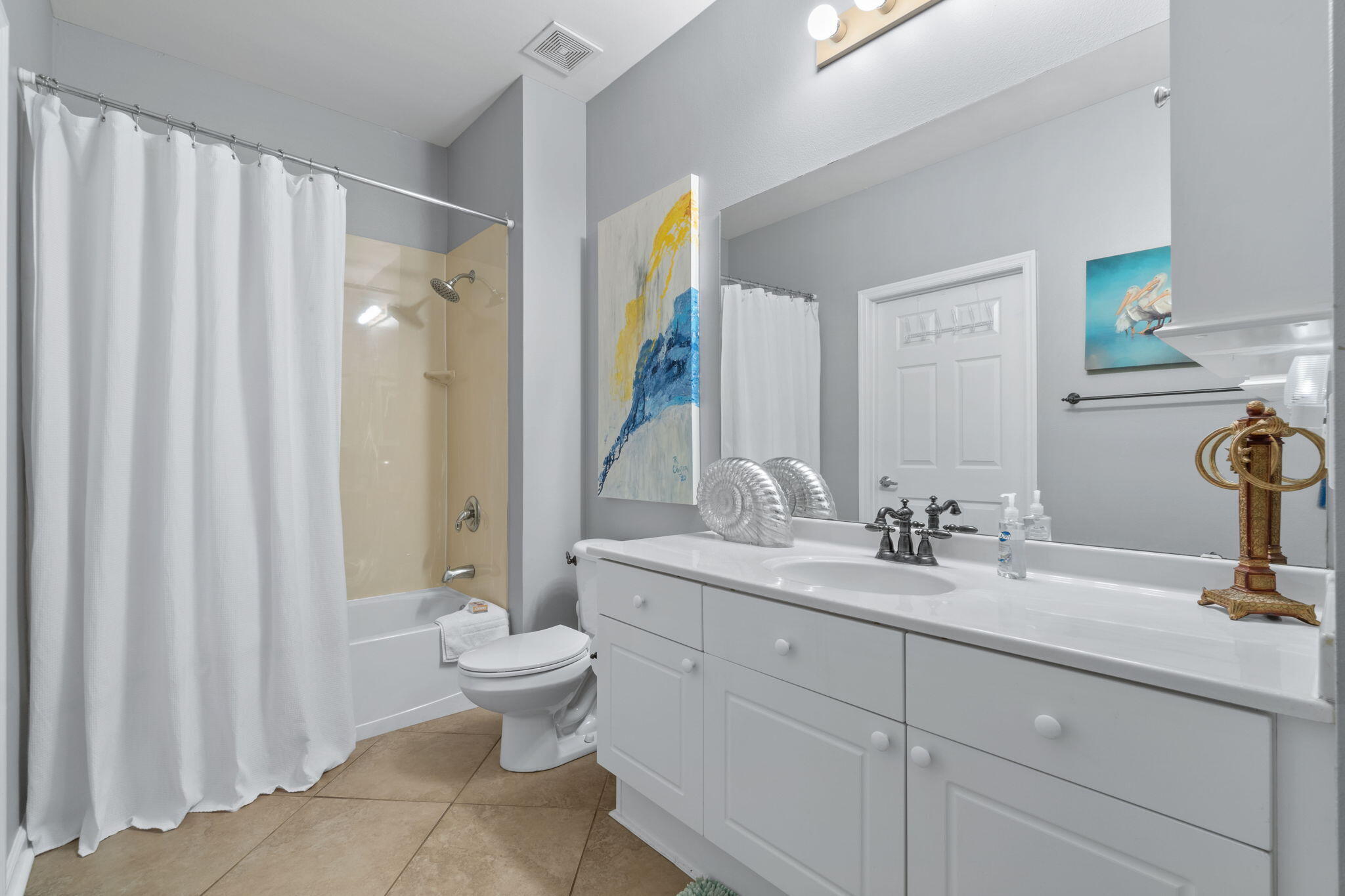 EMERALD WATERS - Residential