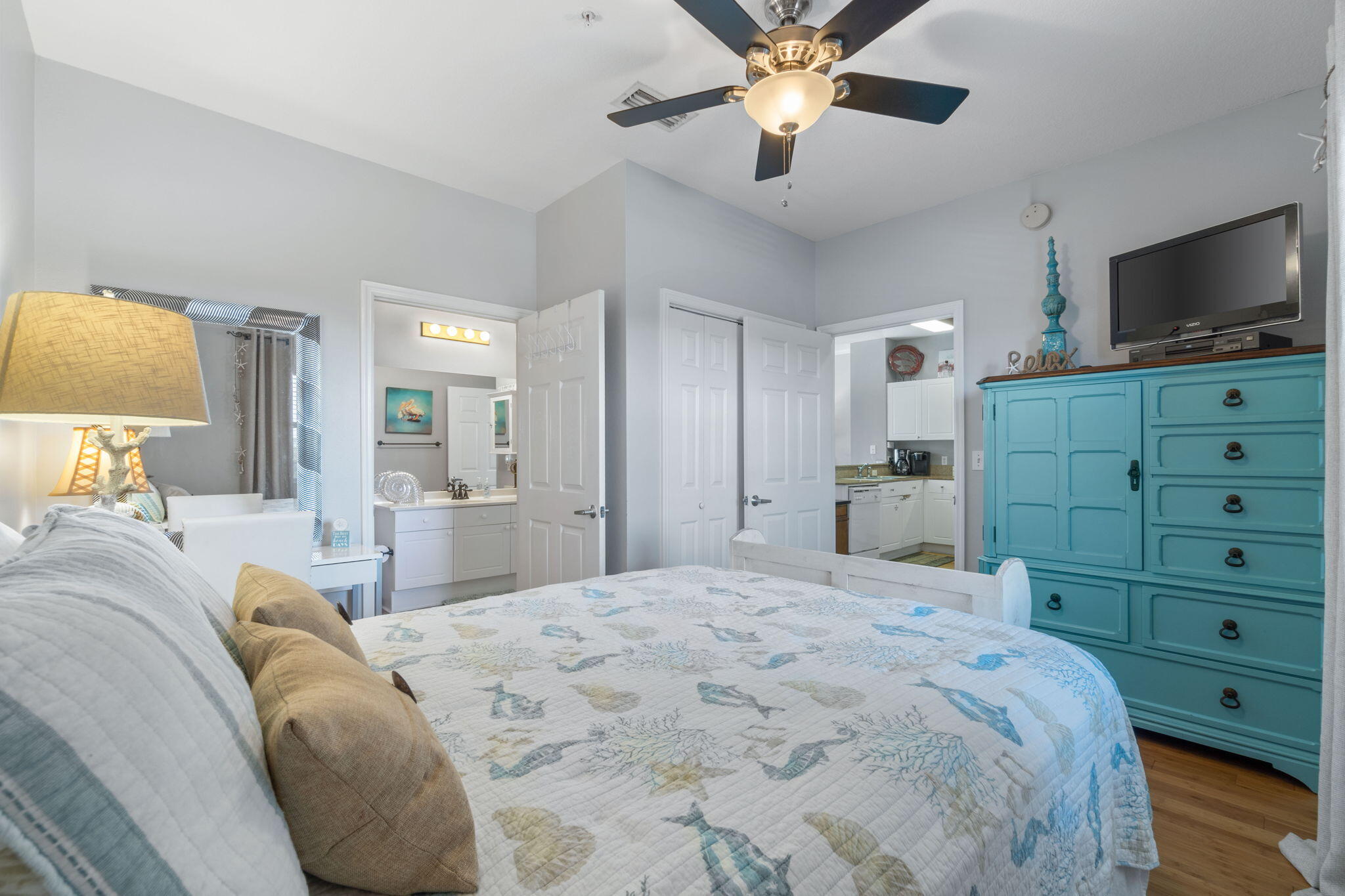 EMERALD WATERS - Residential