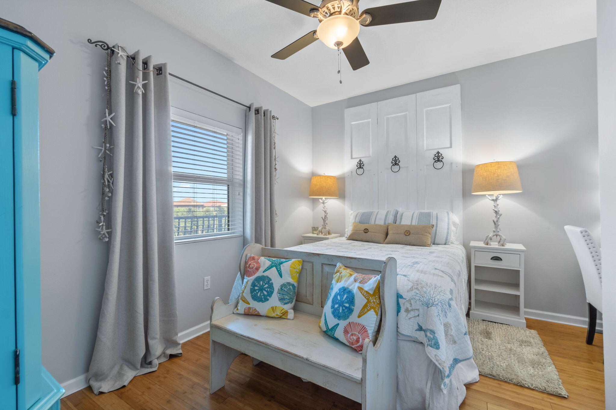 EMERALD WATERS - Residential