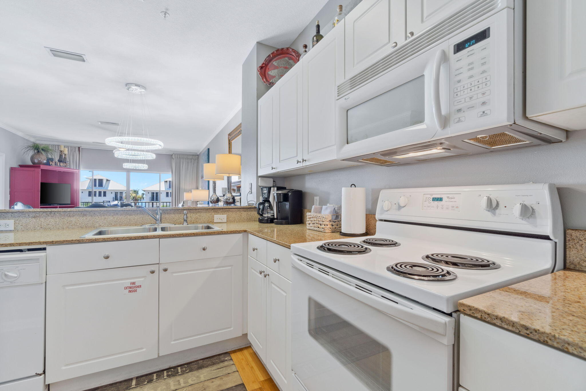 EMERALD WATERS - Residential