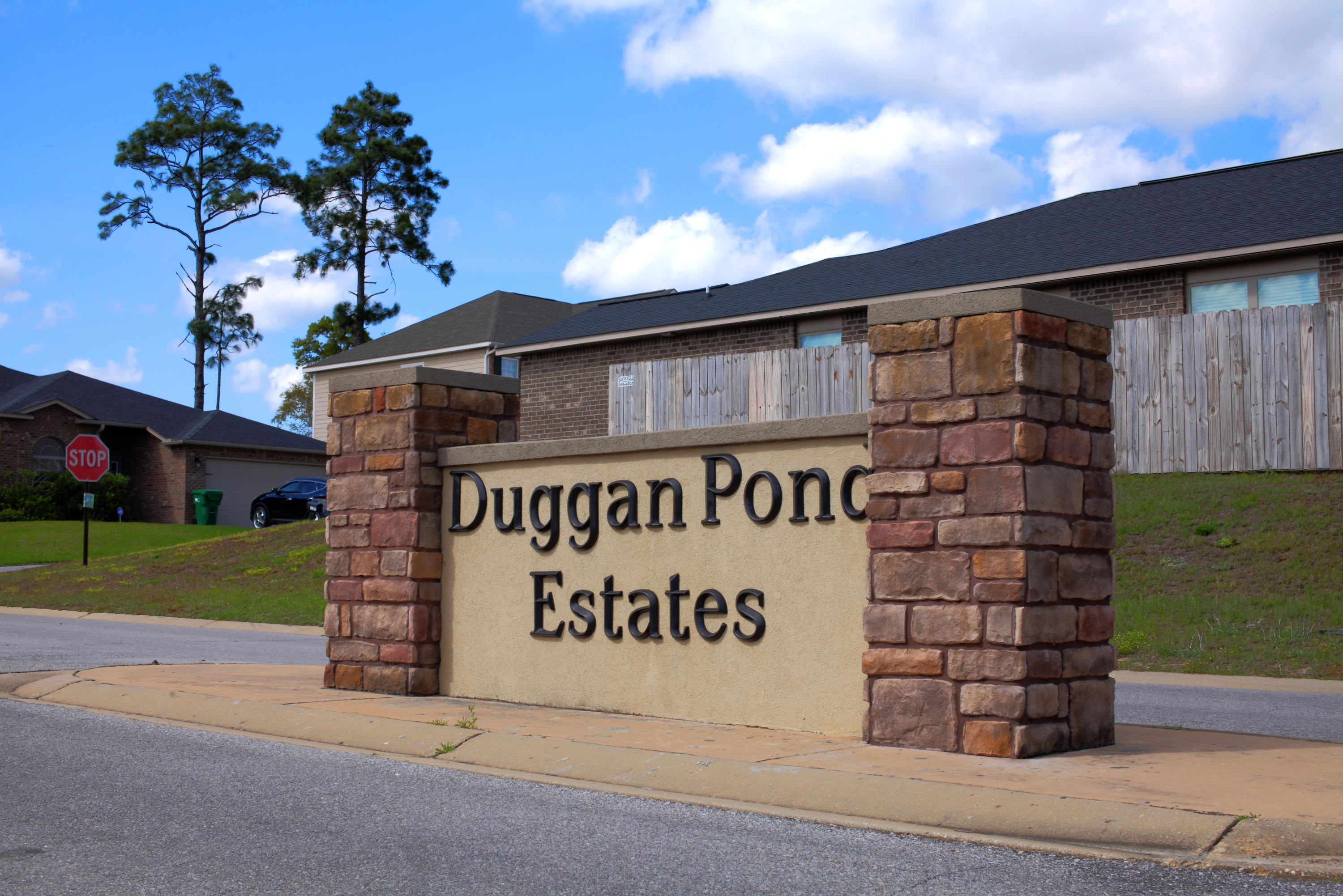 DUGGAN POND ESTATES - Residential