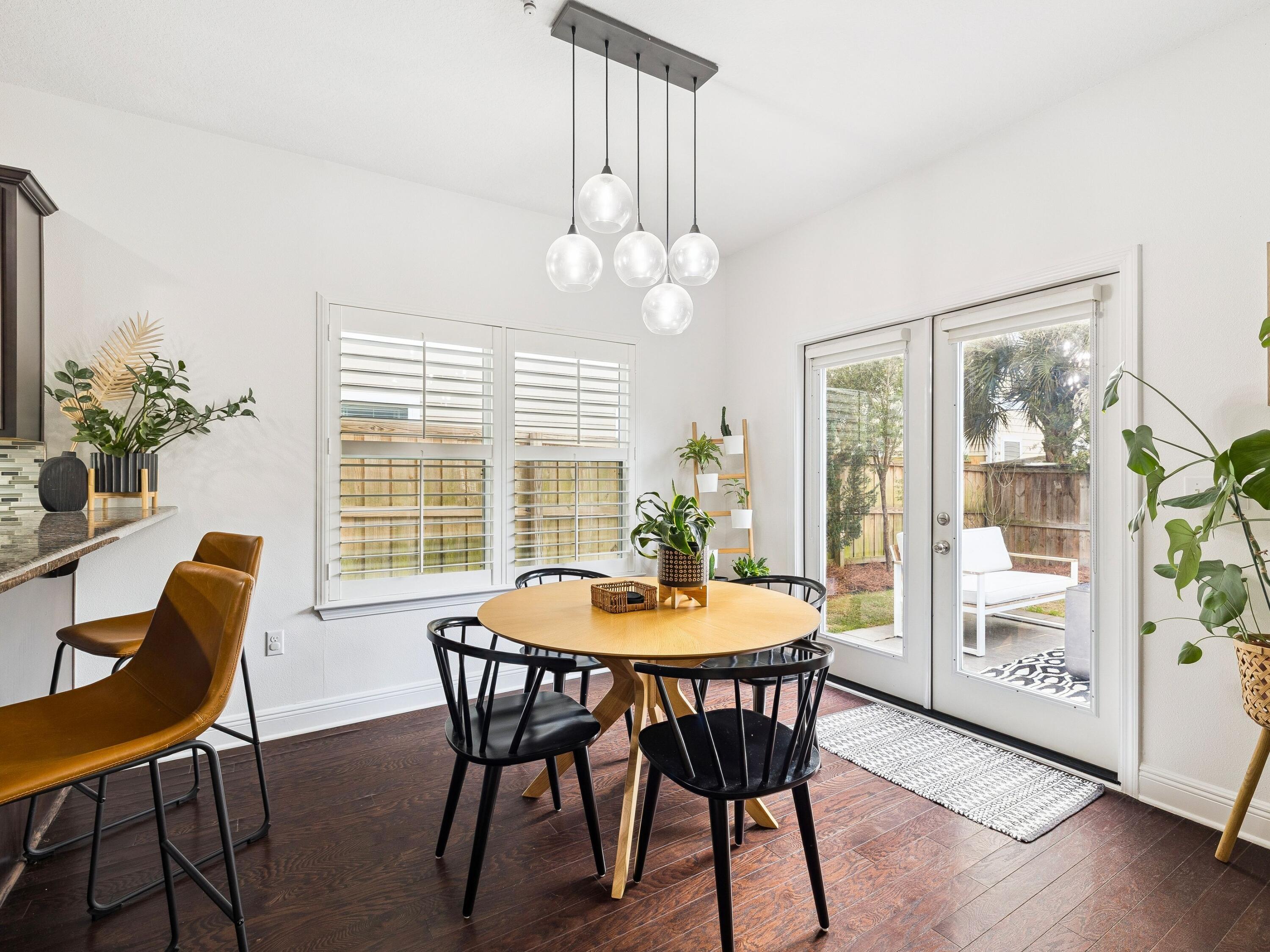 PLANTATION AT SANTA ROSA - Residential