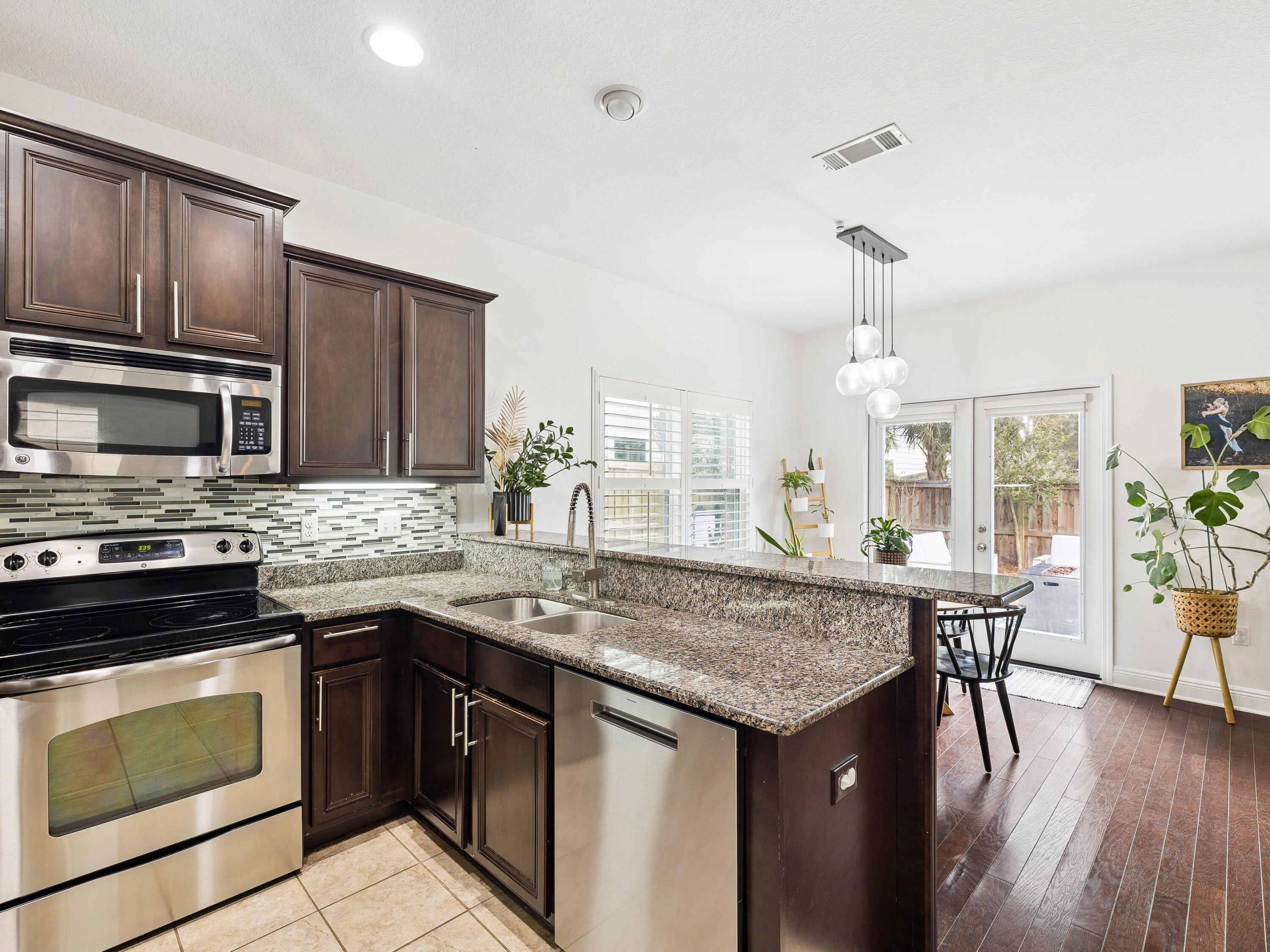 PLANTATION AT SANTA ROSA - Residential