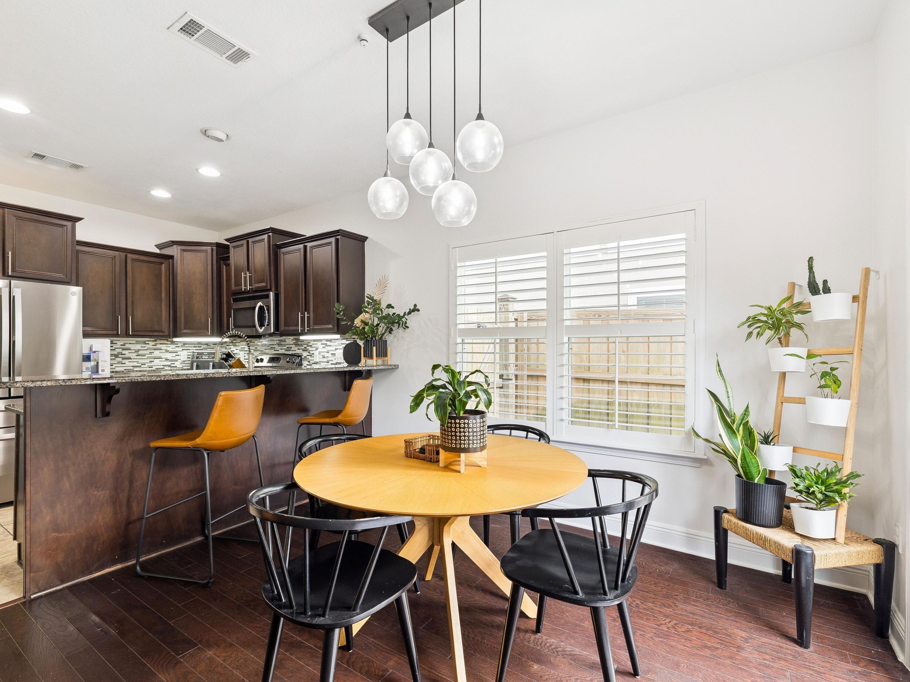 PLANTATION AT SANTA ROSA - Residential