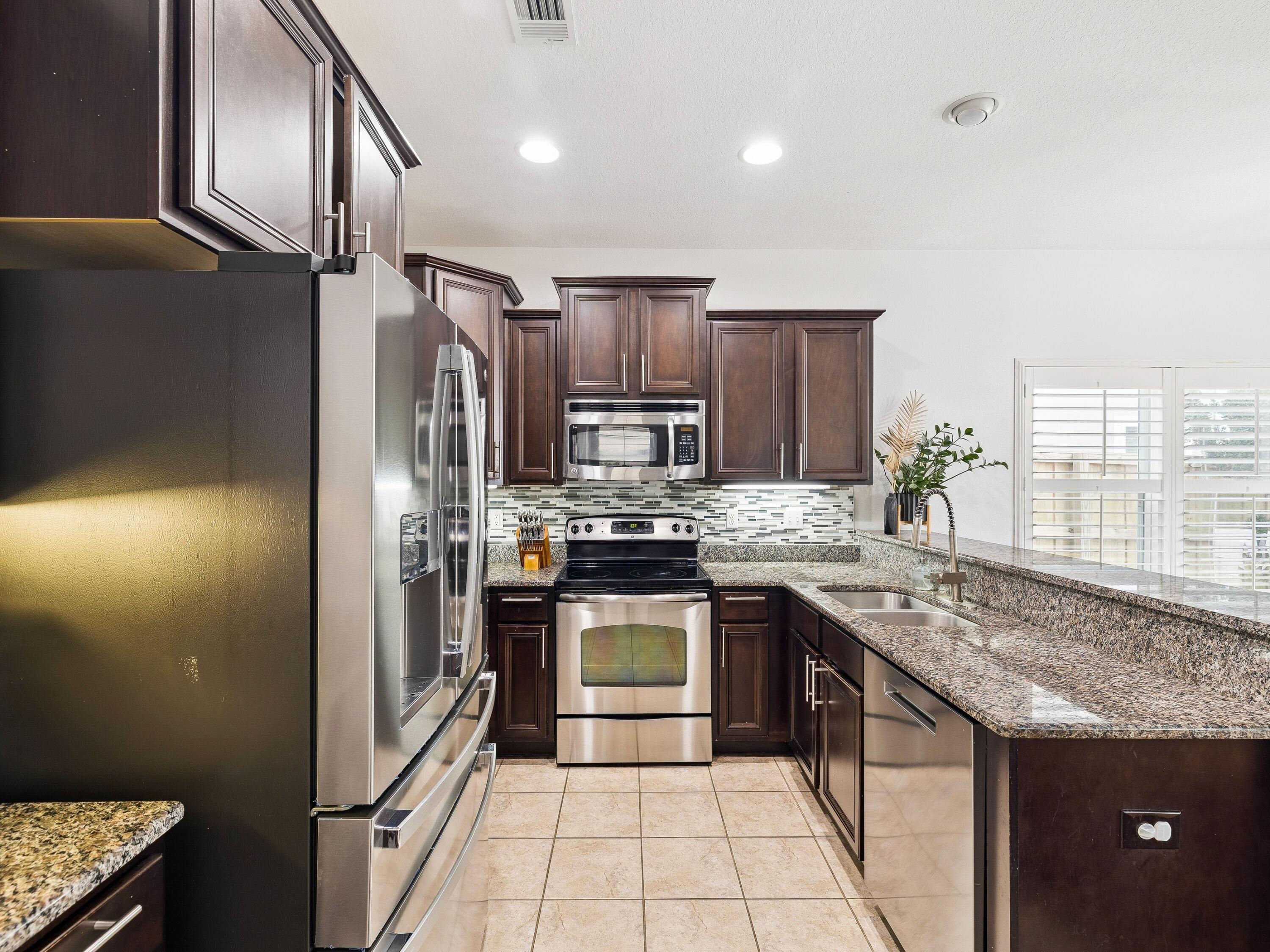 PLANTATION AT SANTA ROSA - Residential