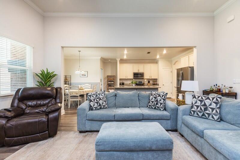 HAMMOCK BAY - Residential