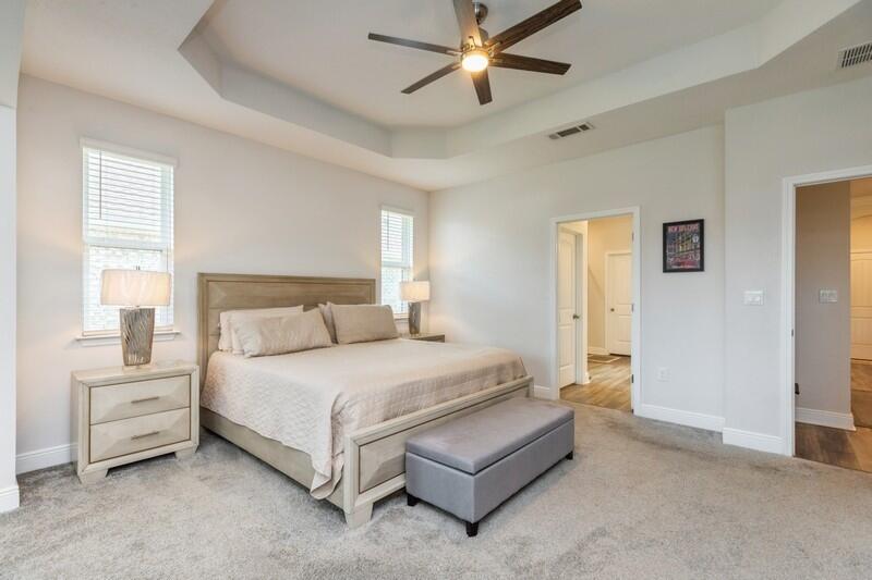 HAMMOCK BAY - Residential