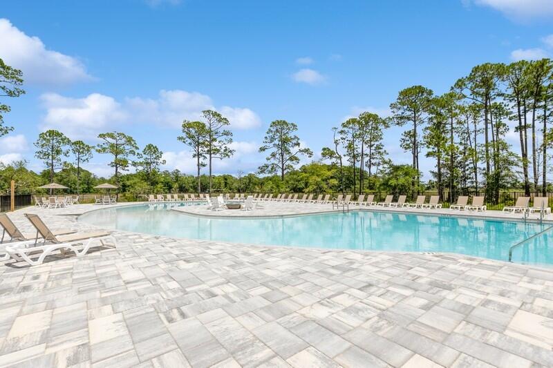 HAMMOCK BAY - Residential