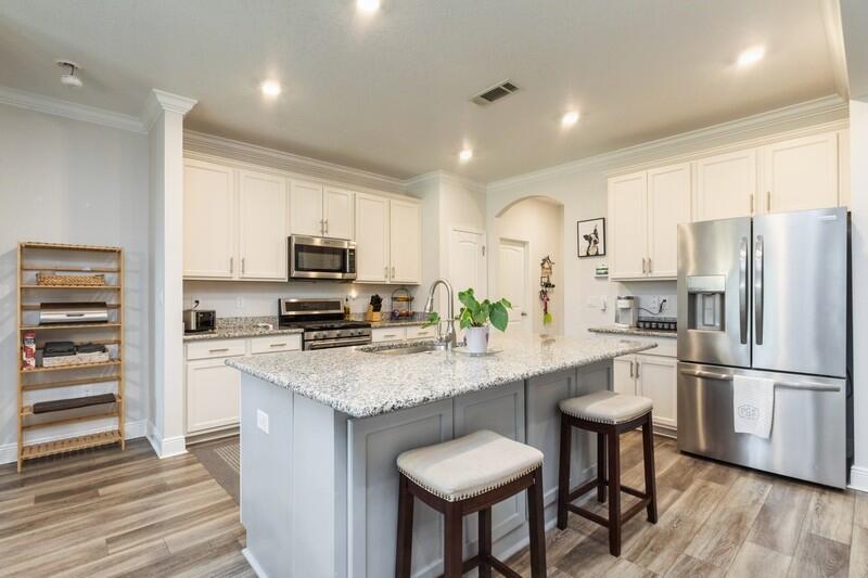 HAMMOCK BAY - Residential