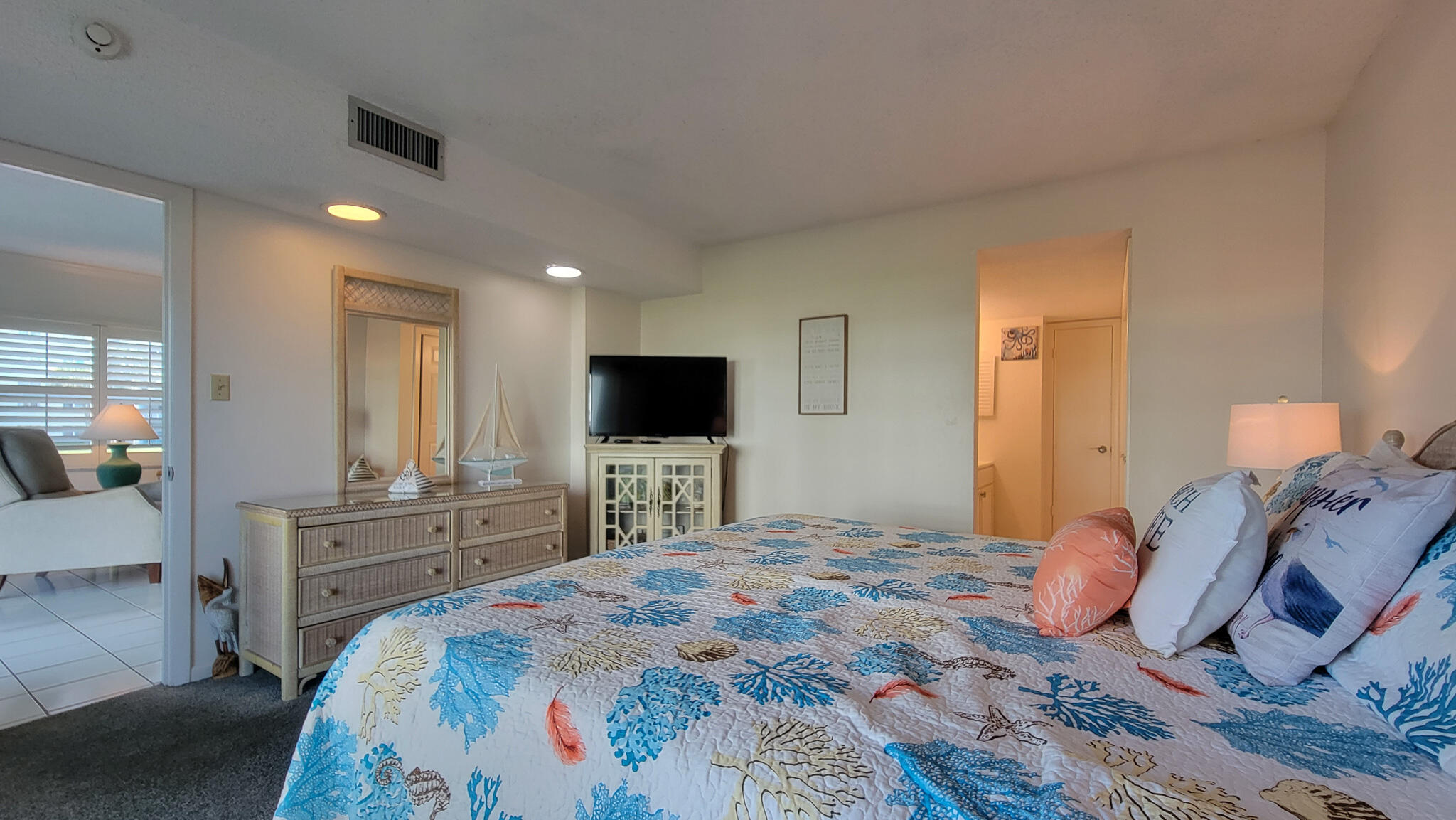 EL MATADOR CONDOMINIUM - Residential