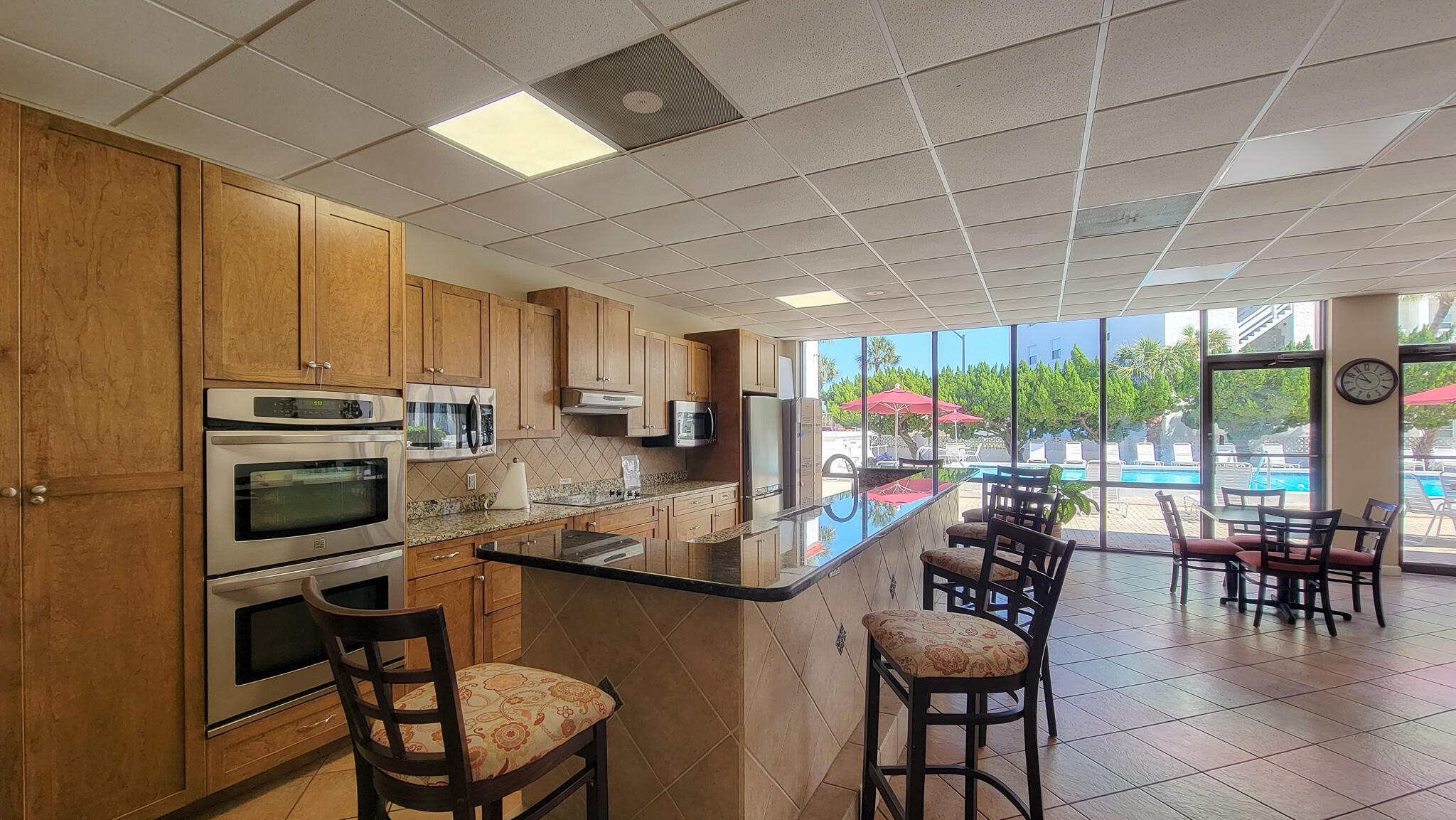 EL MATADOR CONDOMINIUM - Residential