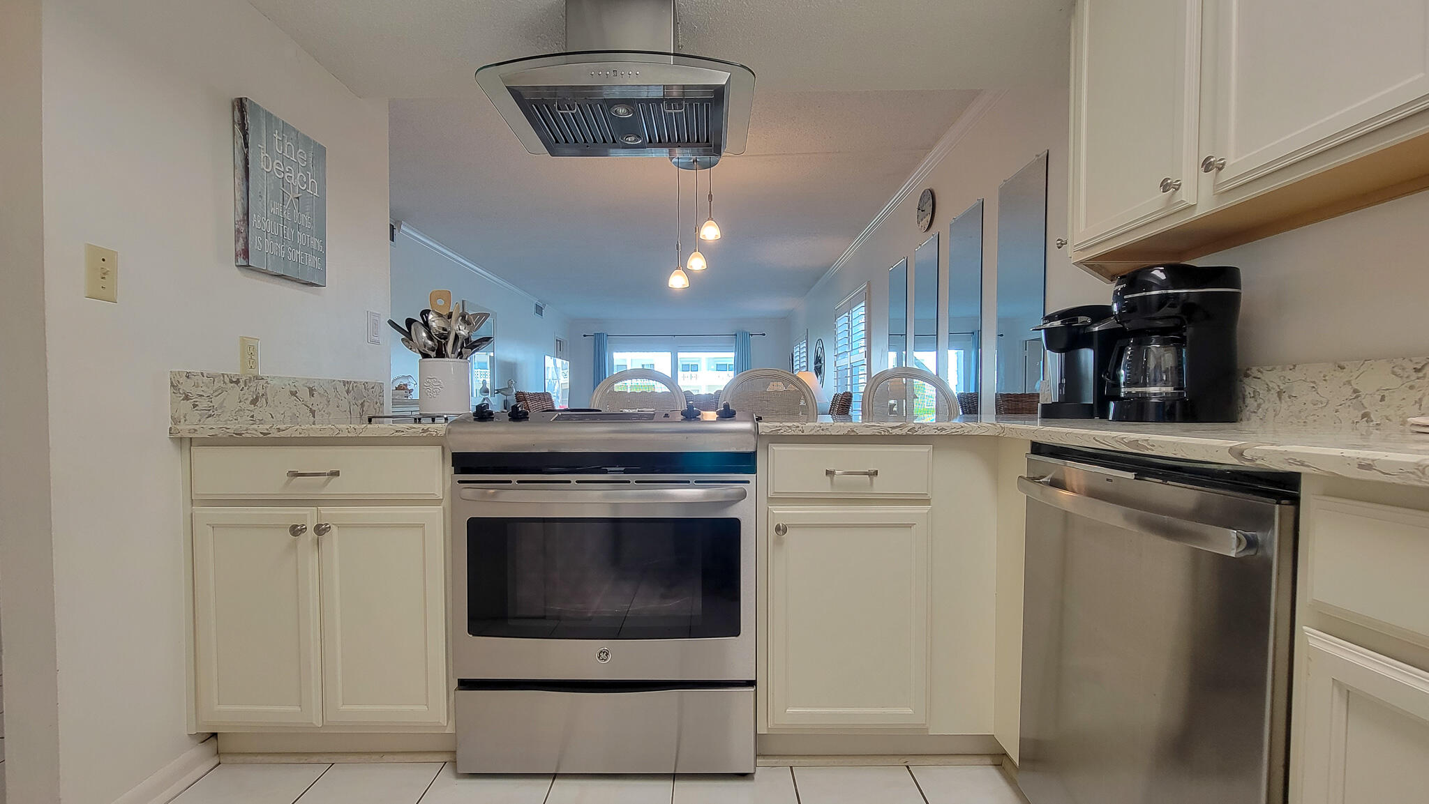 EL MATADOR CONDOMINIUM - Residential