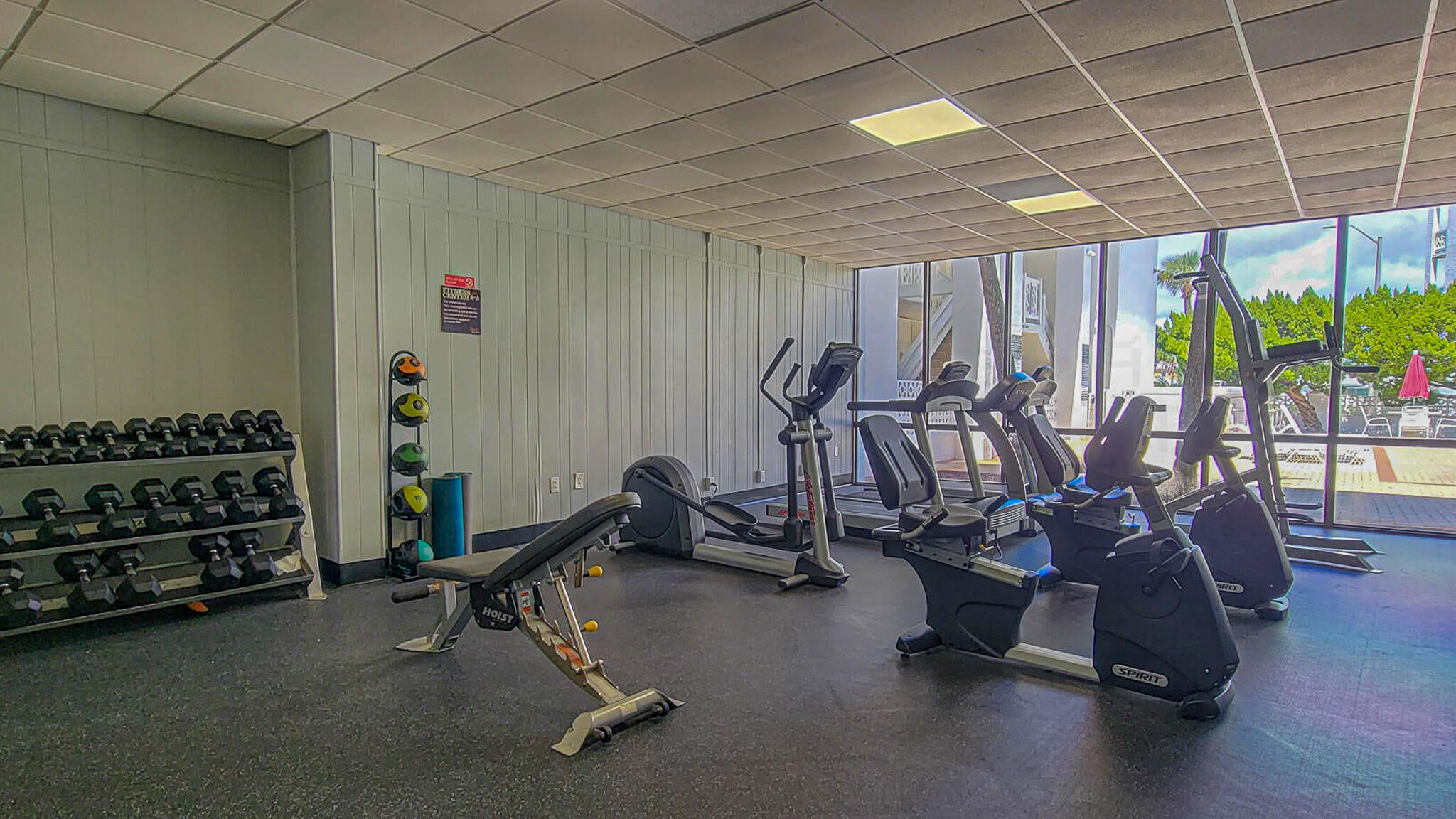 EL MATADOR CONDOMINIUM - Residential