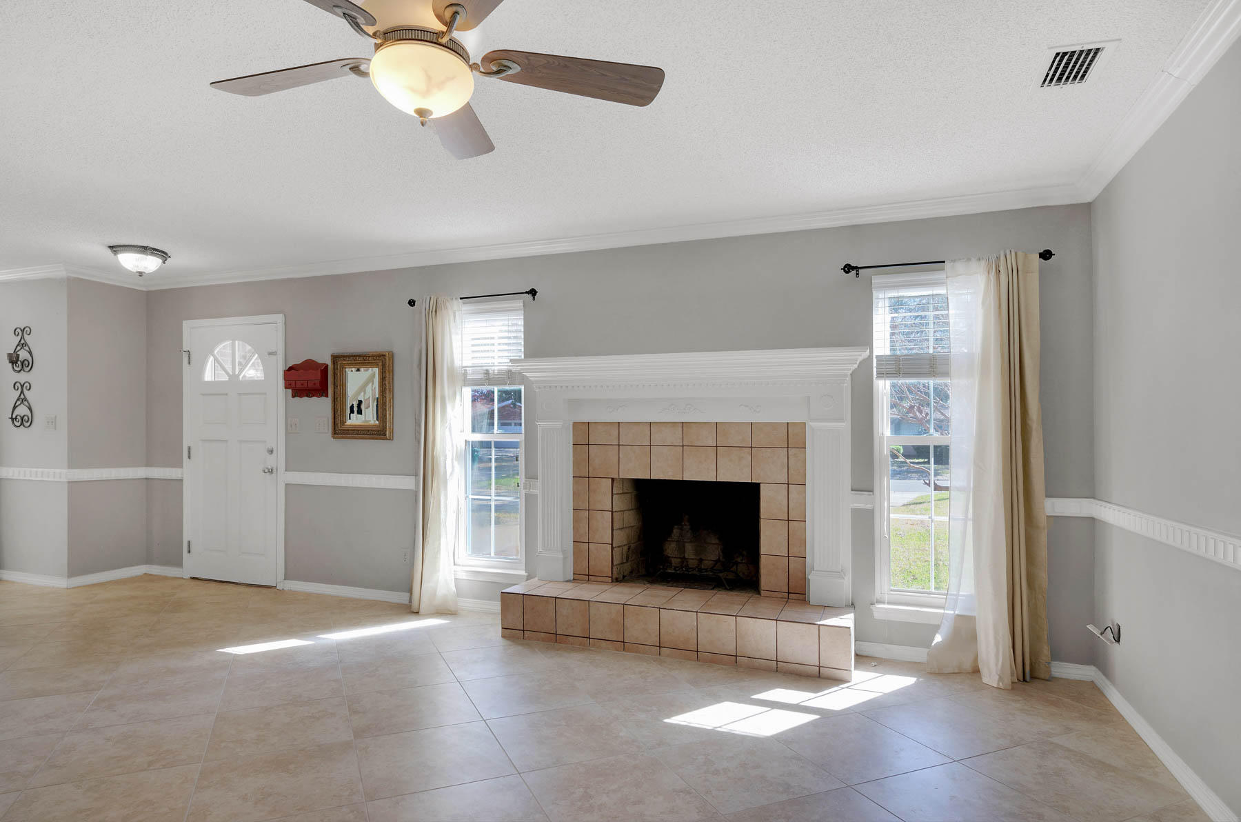 LAKE LORRAINE GARDENS - Residential