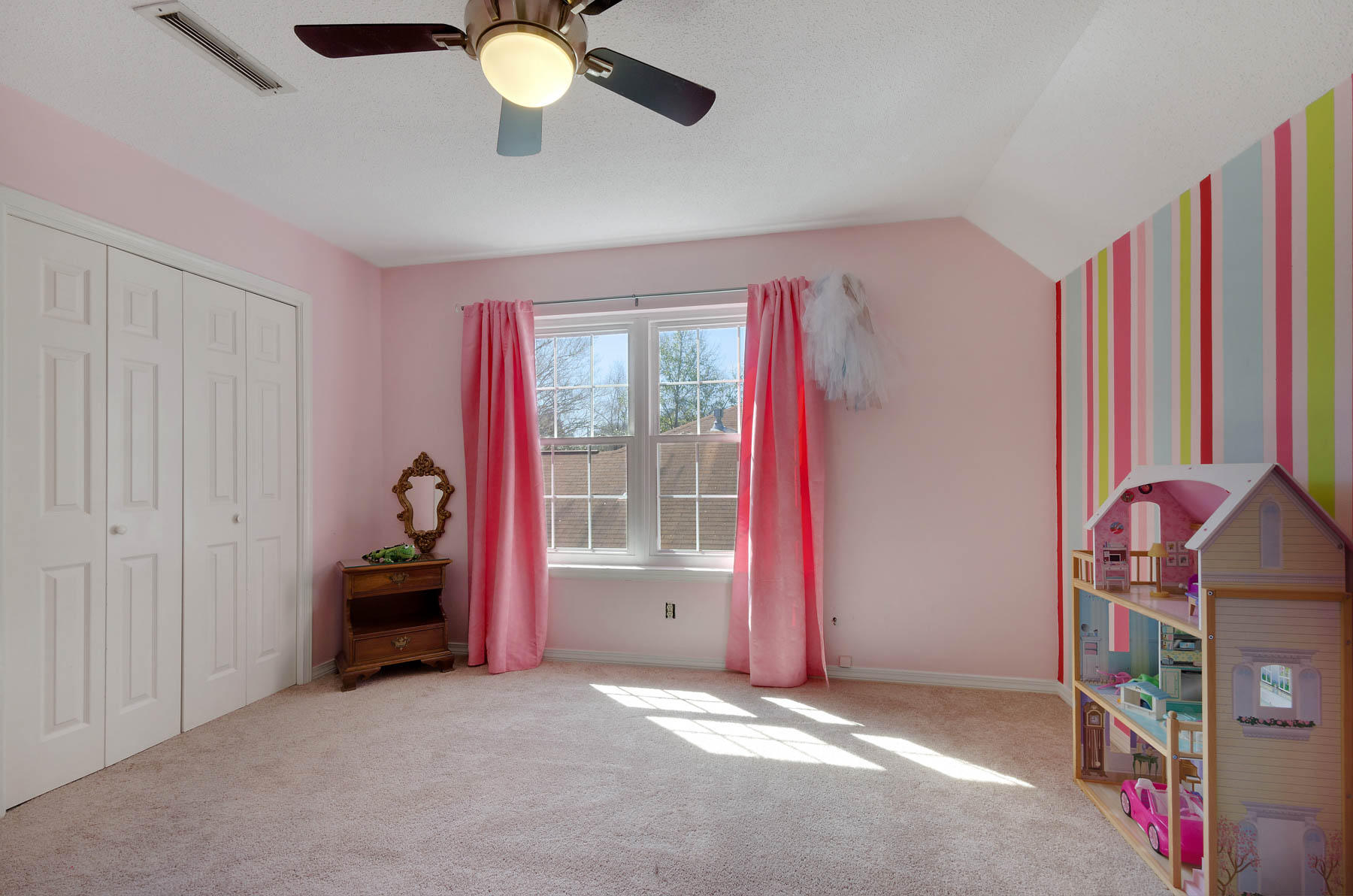 LAKE LORRAINE GARDENS - Residential